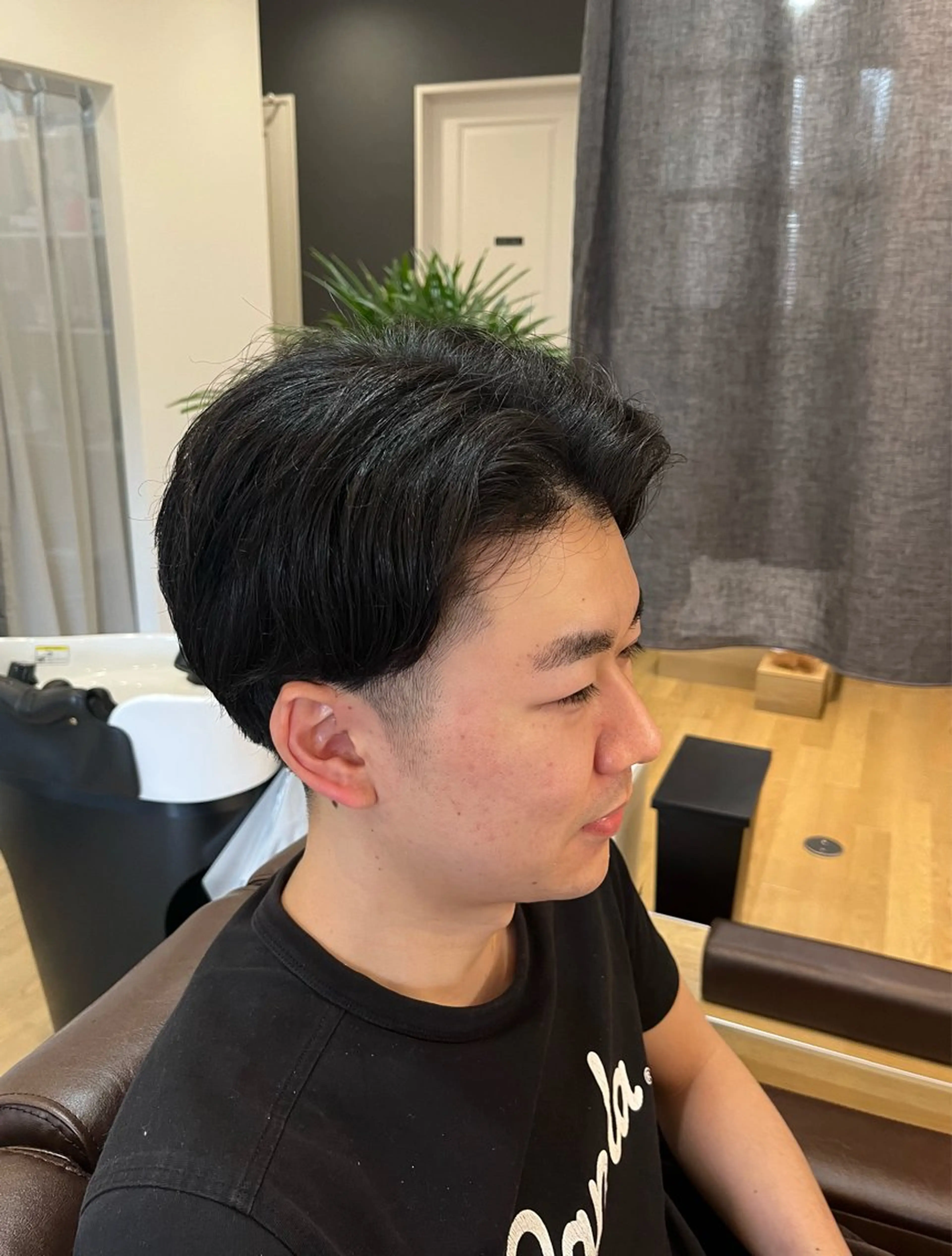 メンズ ビジネス メンズショート ツーブロック 吉田 博明の眉毛・アイブロウイメージ