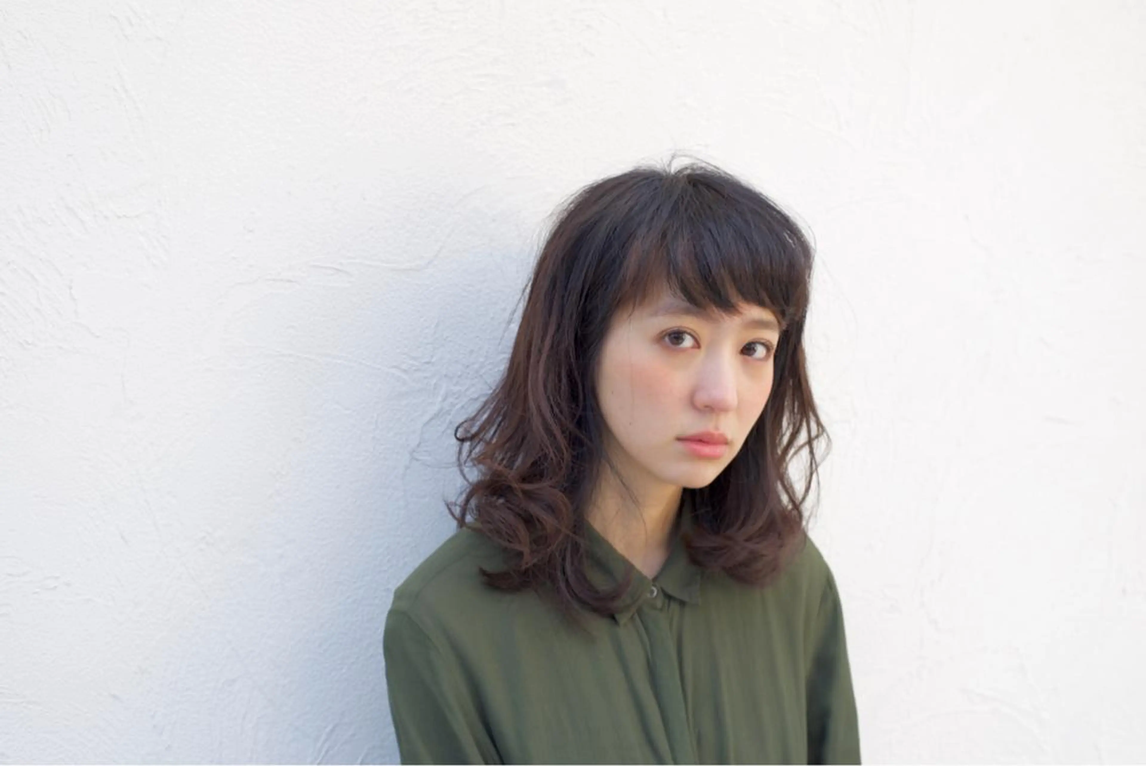 ミディアム パーマ レイヤーカット 【白髪ぼかし 専門GBG】自由が丘のヘアスタイル