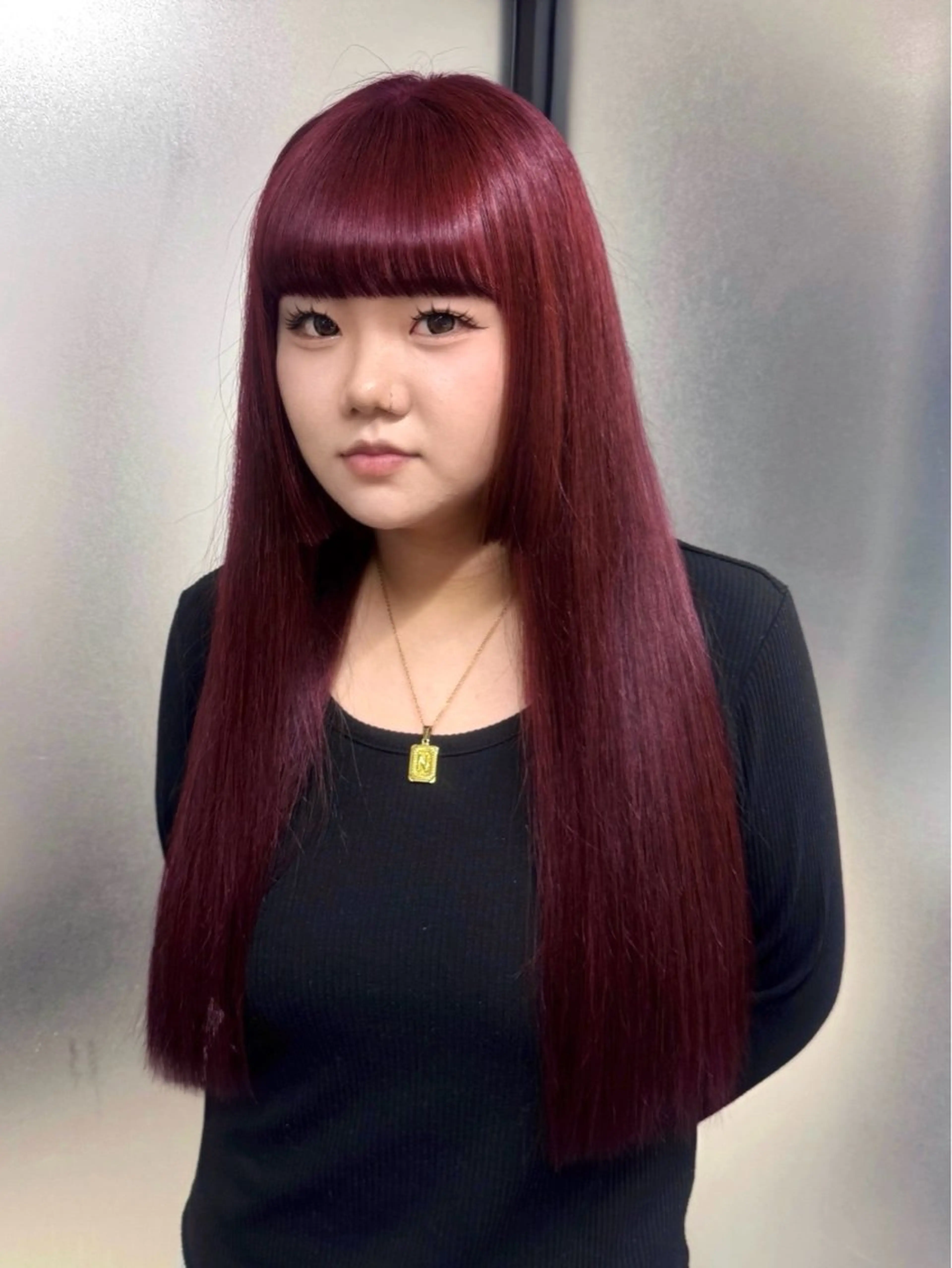 ロング カラー カット ヘアカラー トリートメント MIMI🌻໋᳝݊ 個性派カラー⑅ ⸝꙳のヘアスタイル