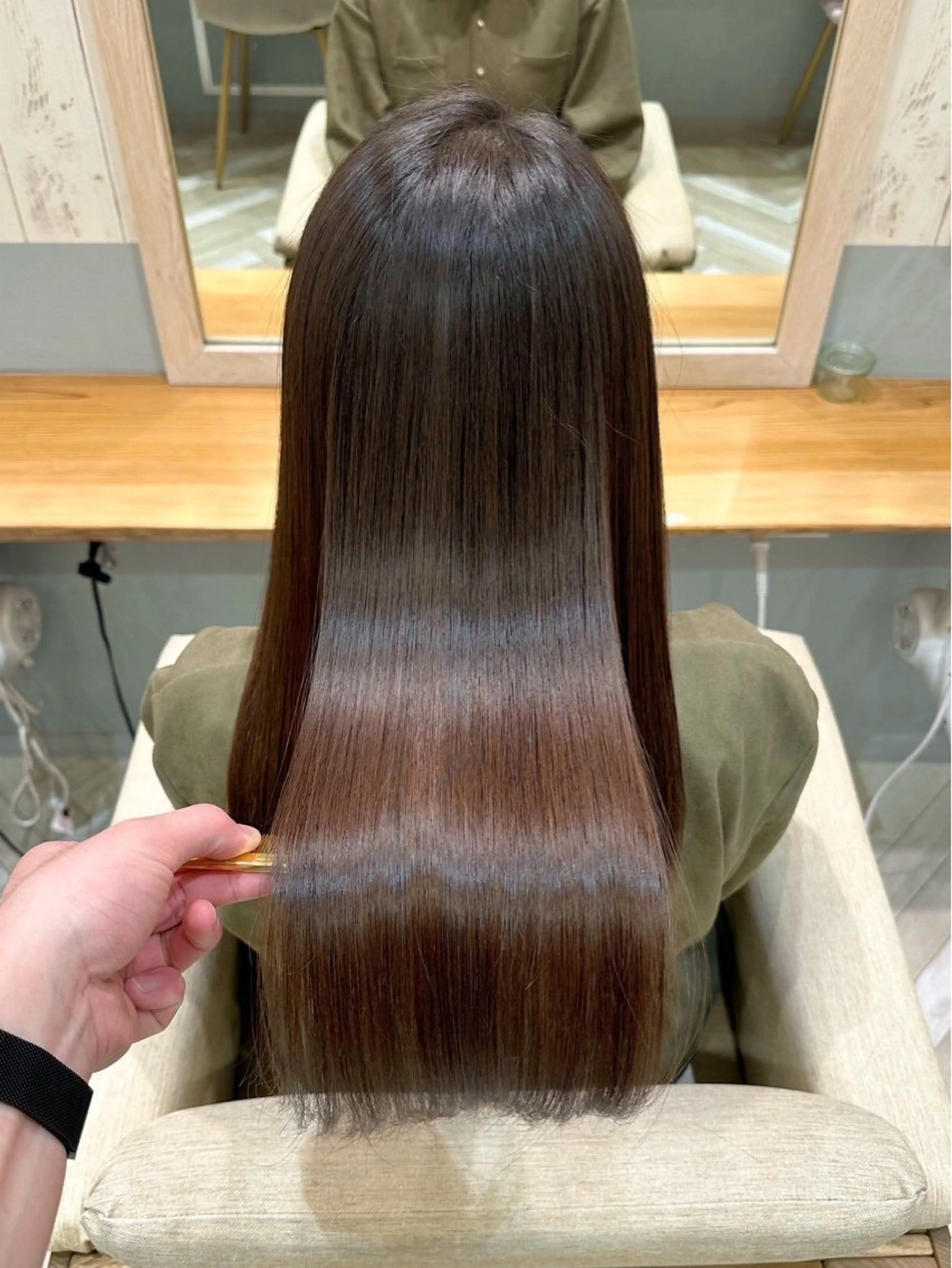 ロング カラー パーマ ブラウンカラー 透明感カラー 絶対垢抜けレイヤー/ 透明感カラーリョウヤのヘアスタイル