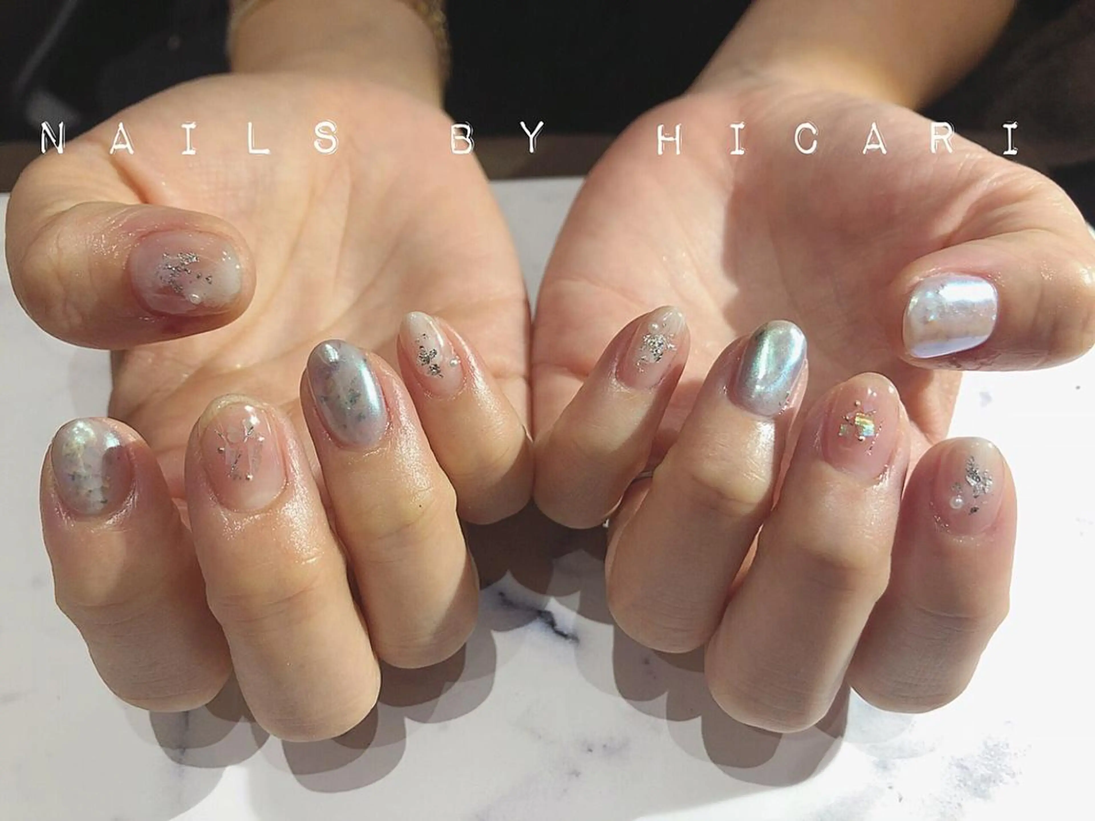 ショート カラー ネイル マツエク・マツパ illum hicariのネイルデザイン