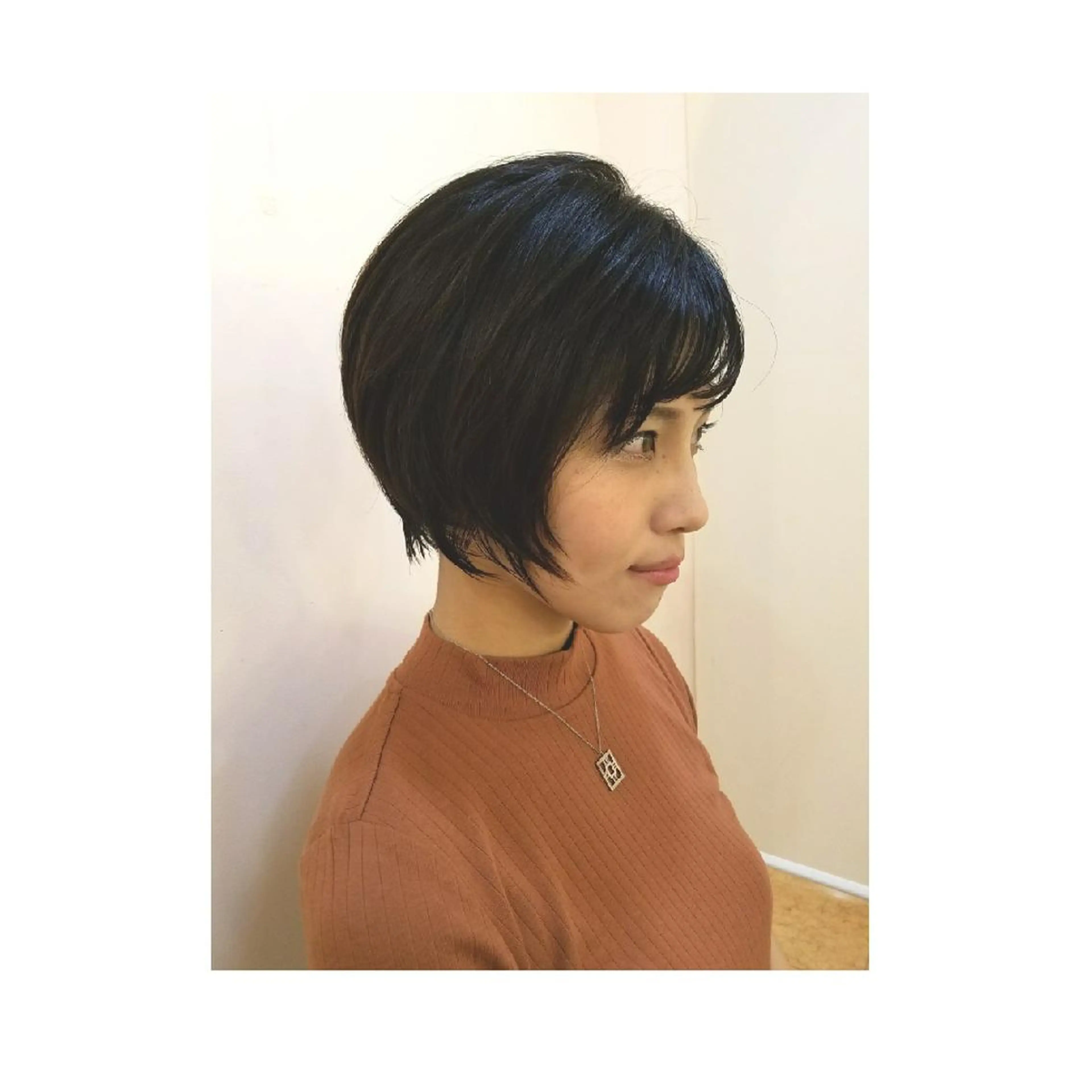 ショート ショートヘア 美谷添（ミヤゾエ） まどか大人ヘアサロンのヘアスタイル