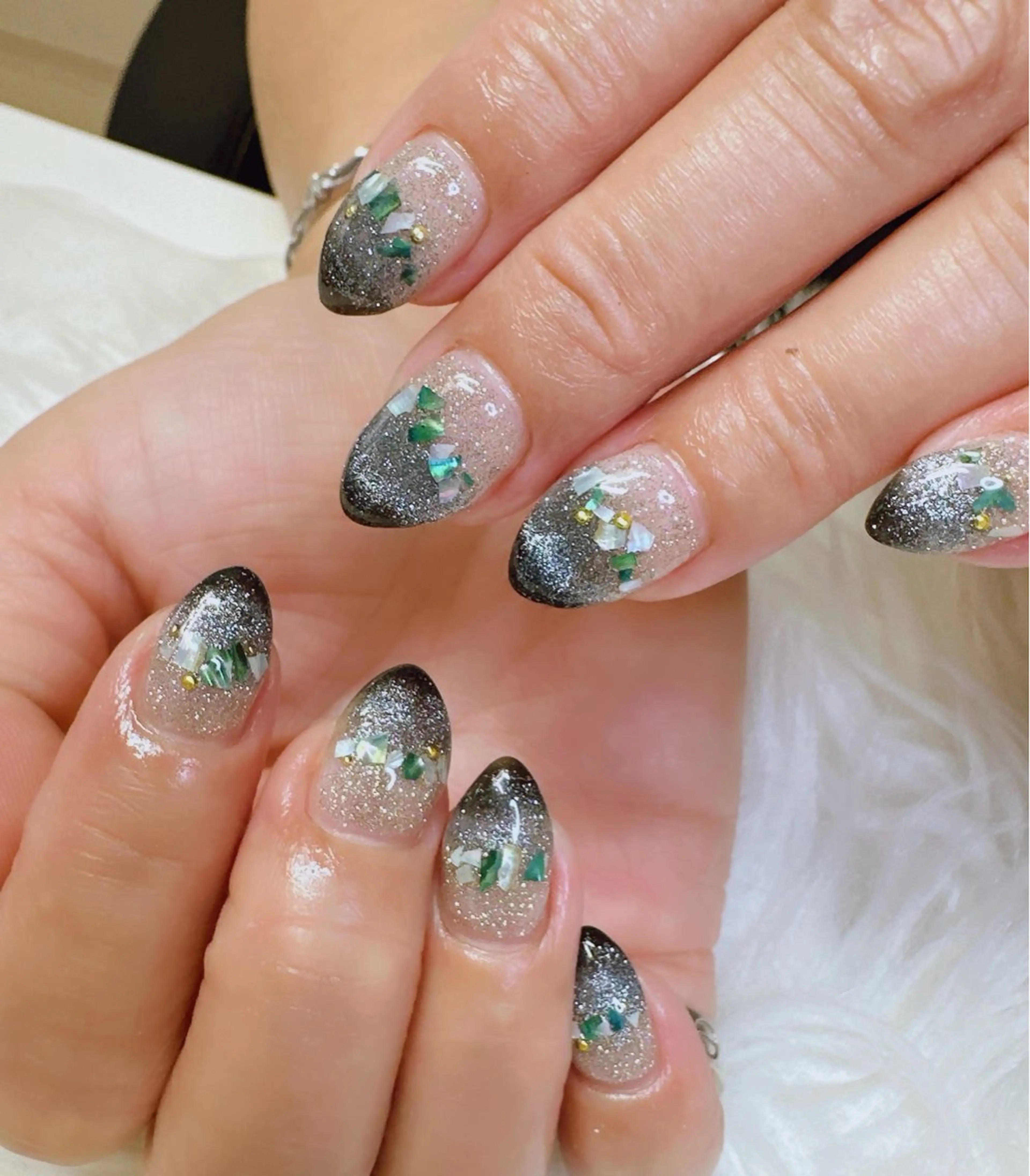 ネイル 高島 夏海のネイルデザイン