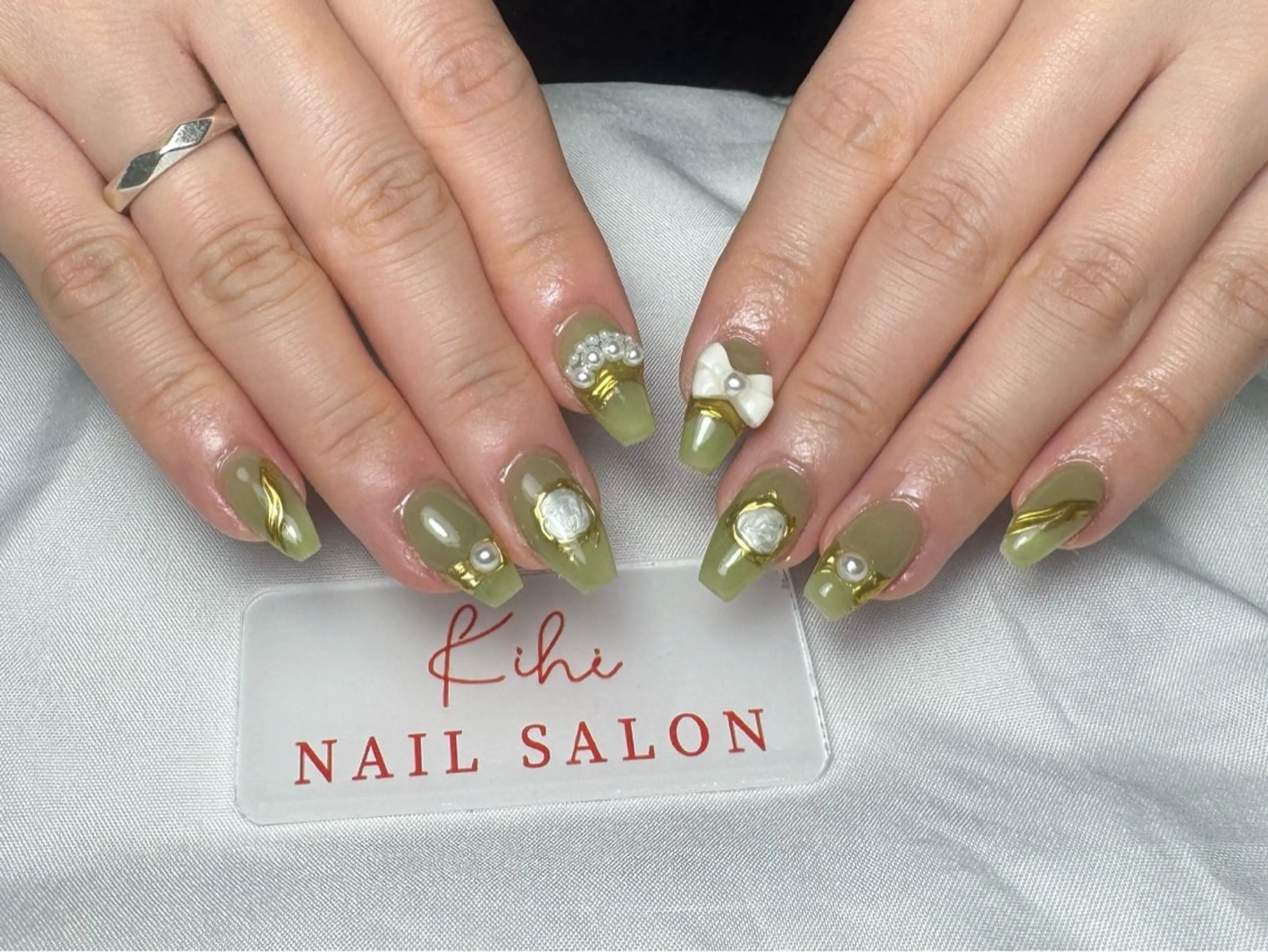 ネイル アートネイル フレンチネイル ジェルネイル グラデーション 韓国ネイル ハンドネイル ハンドケア さくら💮💮 【オフ無料】のネイルデザイン