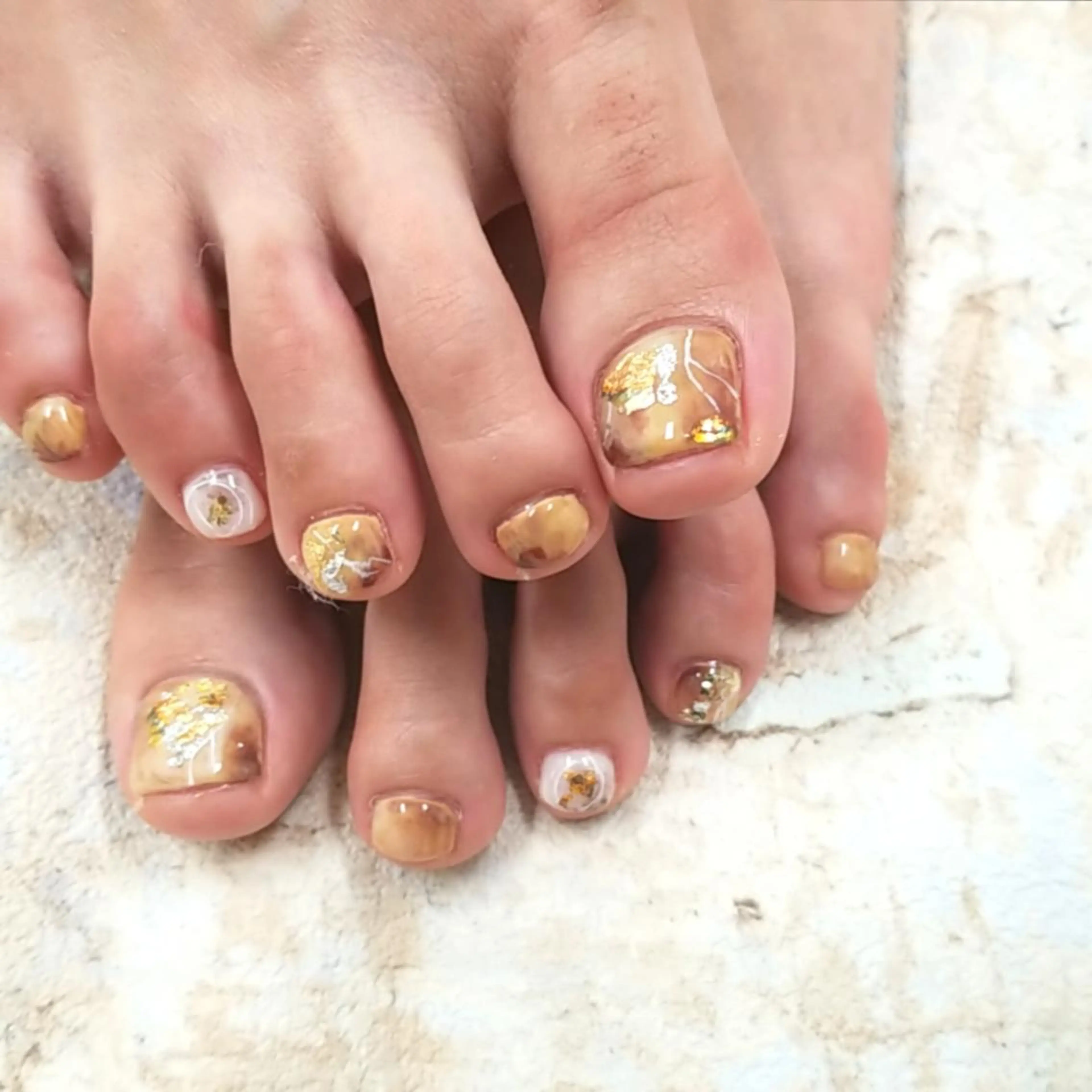 ネイル アートネイル フットネイル ジェルネイル 持ち込み ニュアンスネイル 河野ちえ (雑誌掲載サロン)のネイルデザイン