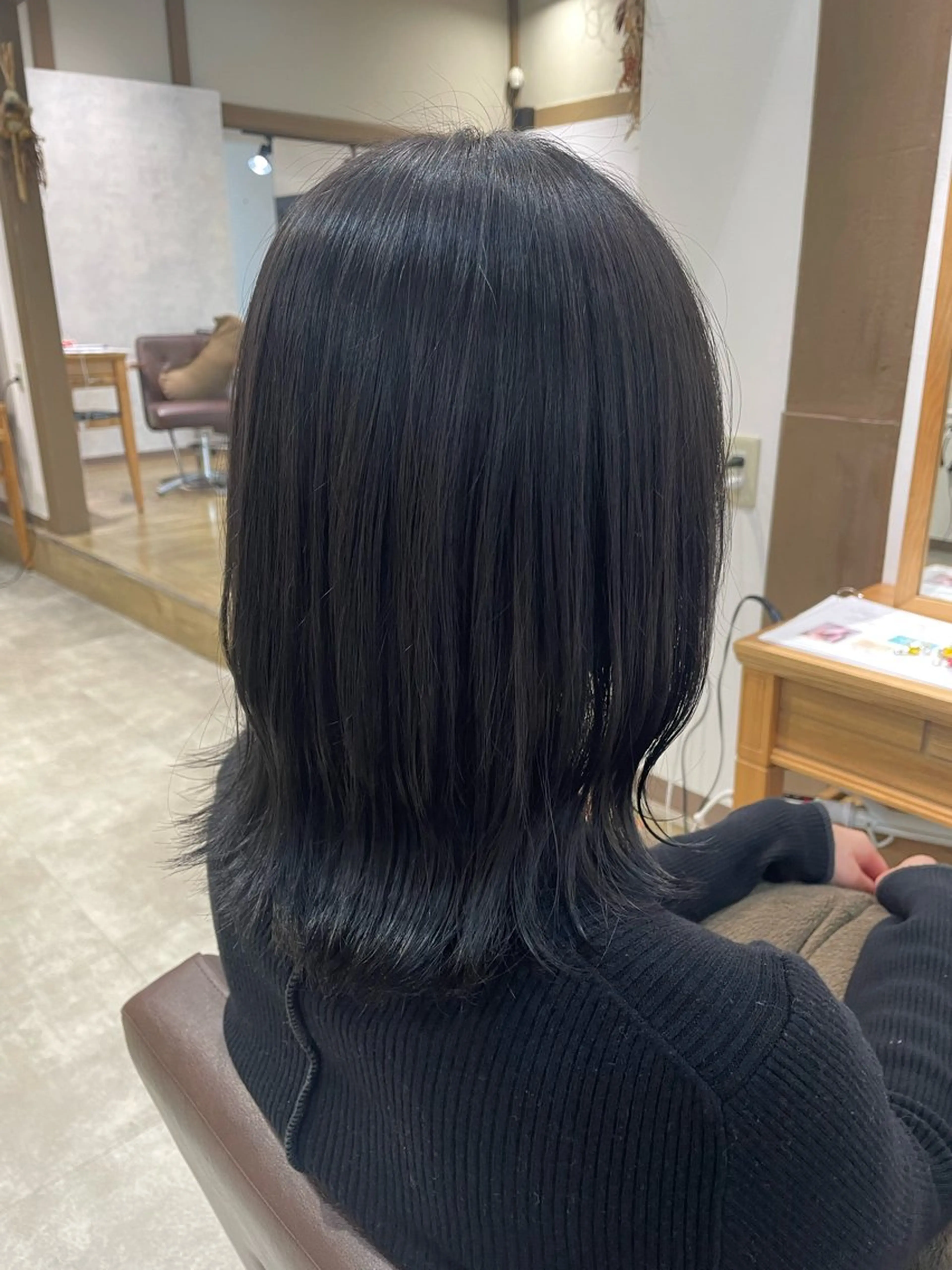 ミディアム カット ヘアカラー トリートメント 木村 真知子のヘアスタイル