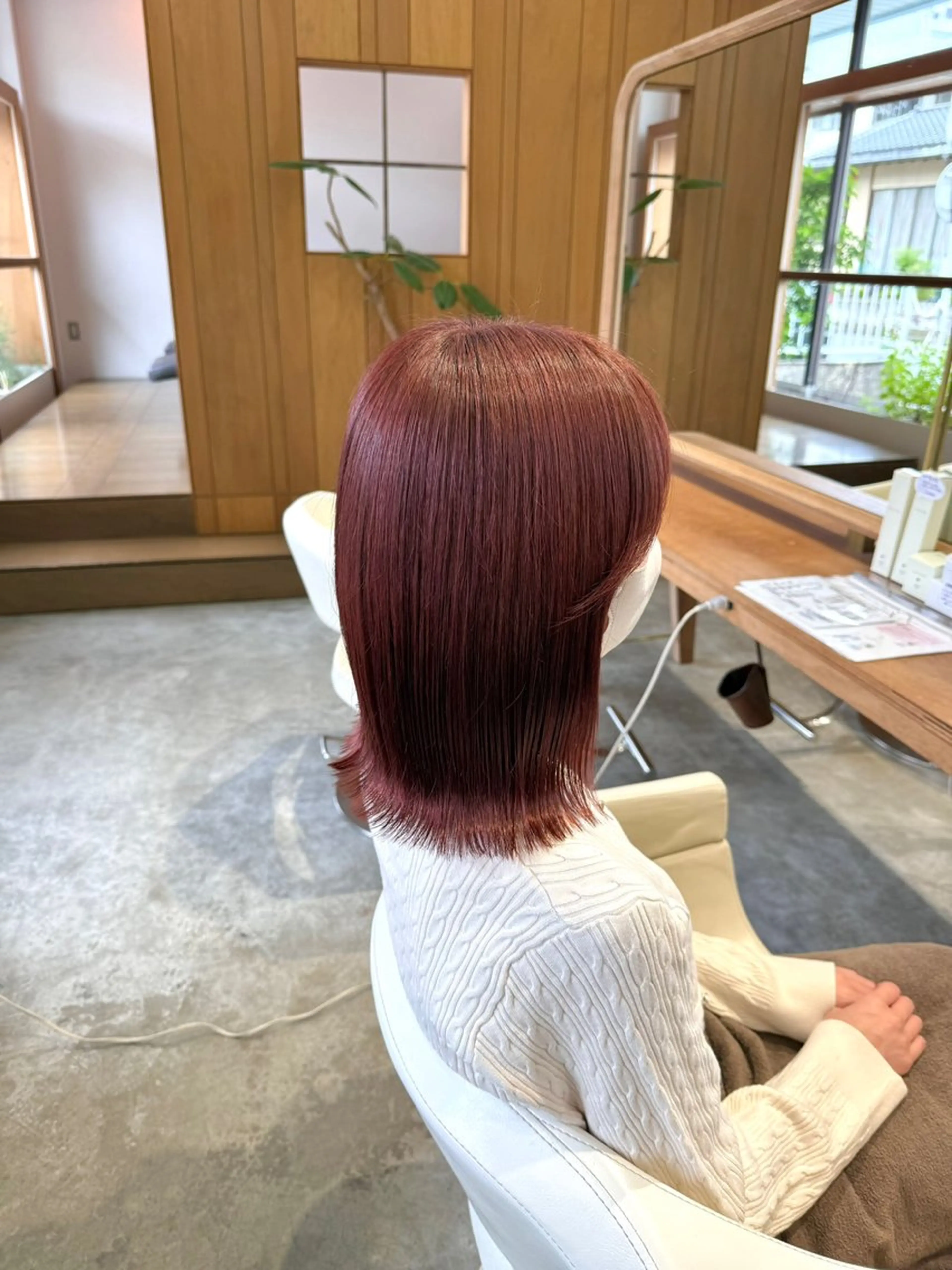 ミディアム カラー ブリーチ ブラウンカラー ブリーチなしカラー ピンクカラー ピンクブラウン ヘアカラー フラム所属・WATANABE MISAKIのヘアスタイル