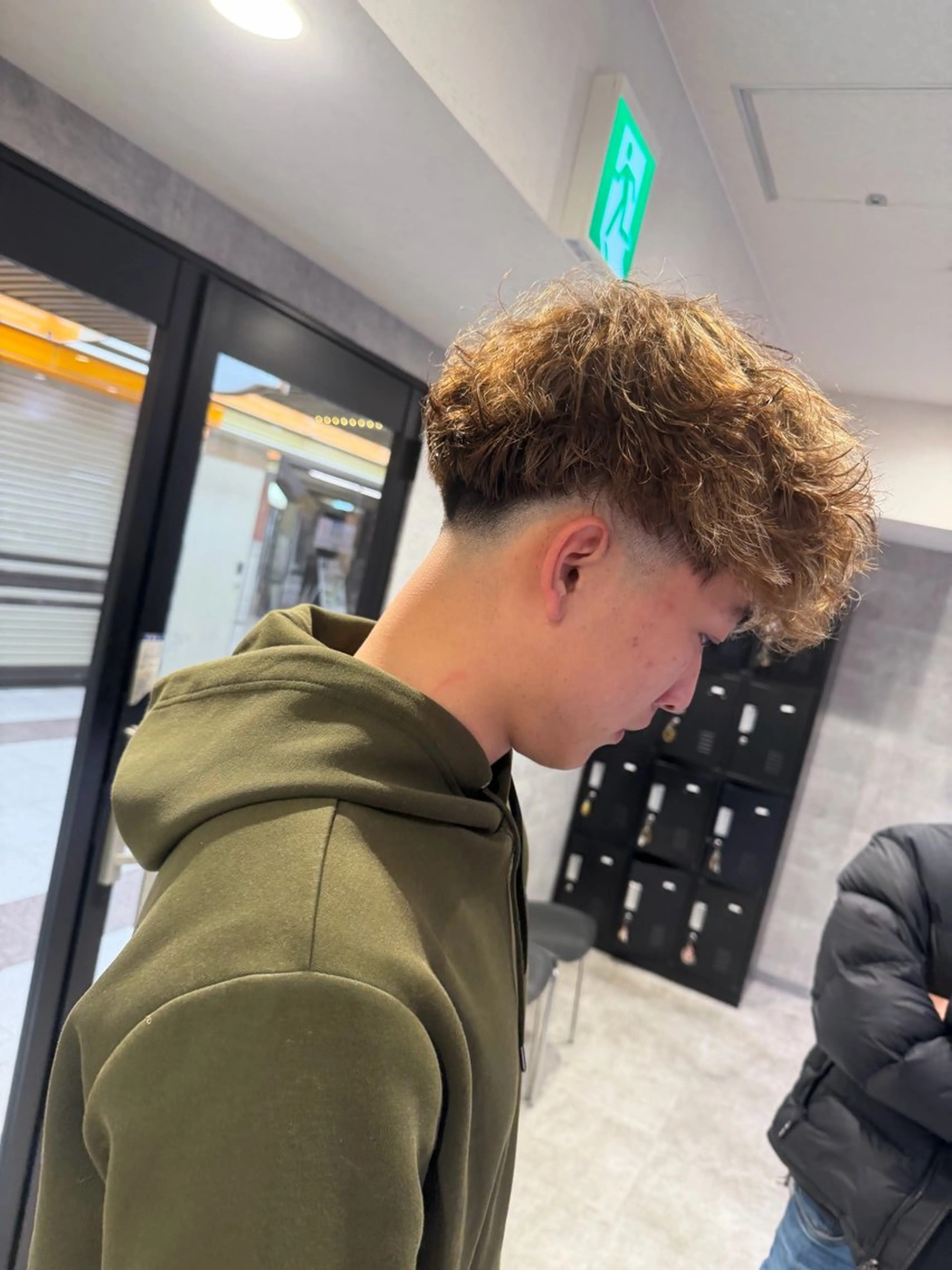 メンズ カット パーマ 浅田 志門のヘアスタイル