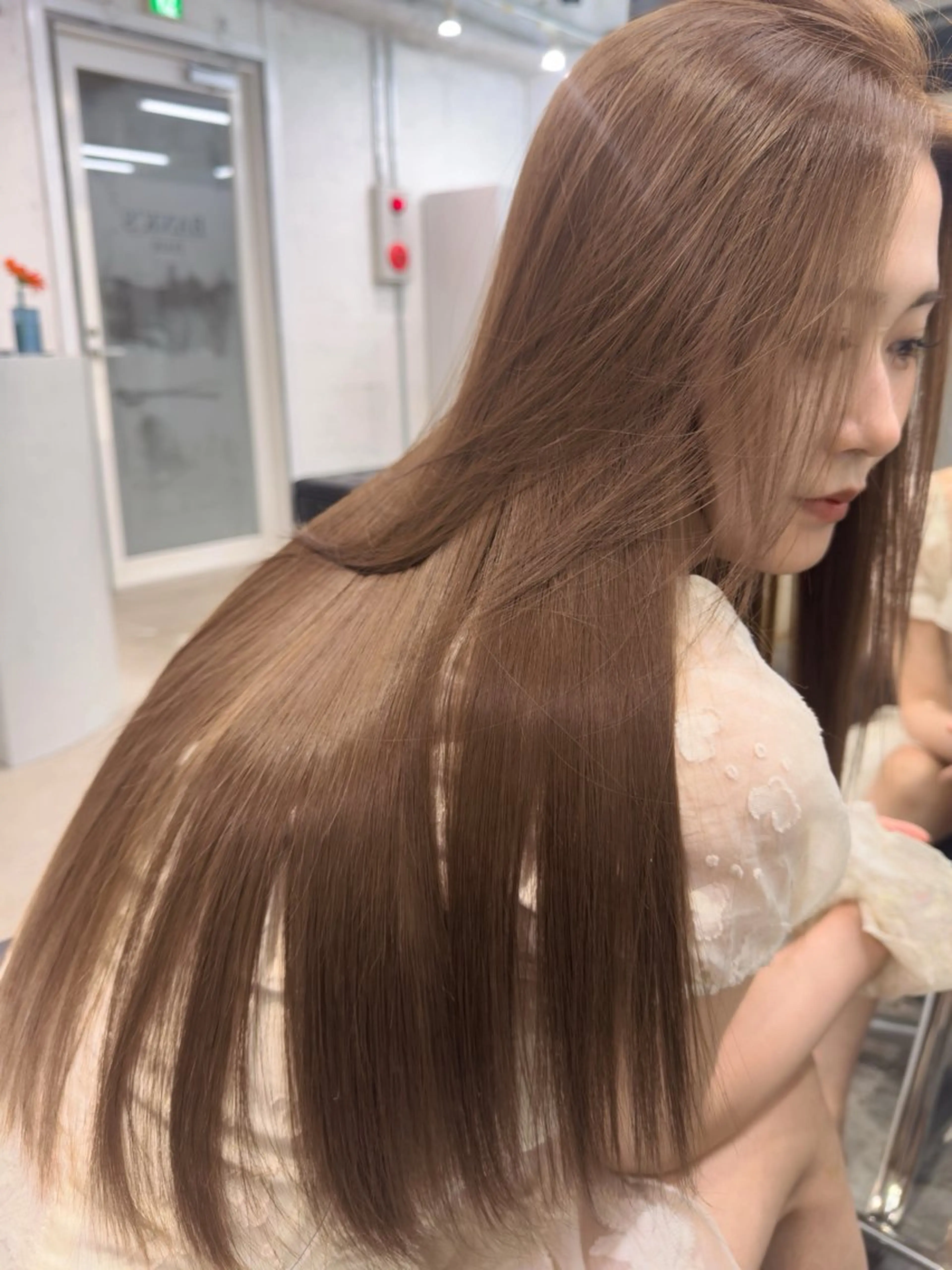 【VIP髪質改善】トリートメント界のHERMESケラチントリートメント×プレミアムケアカラー×小顔カットの写真