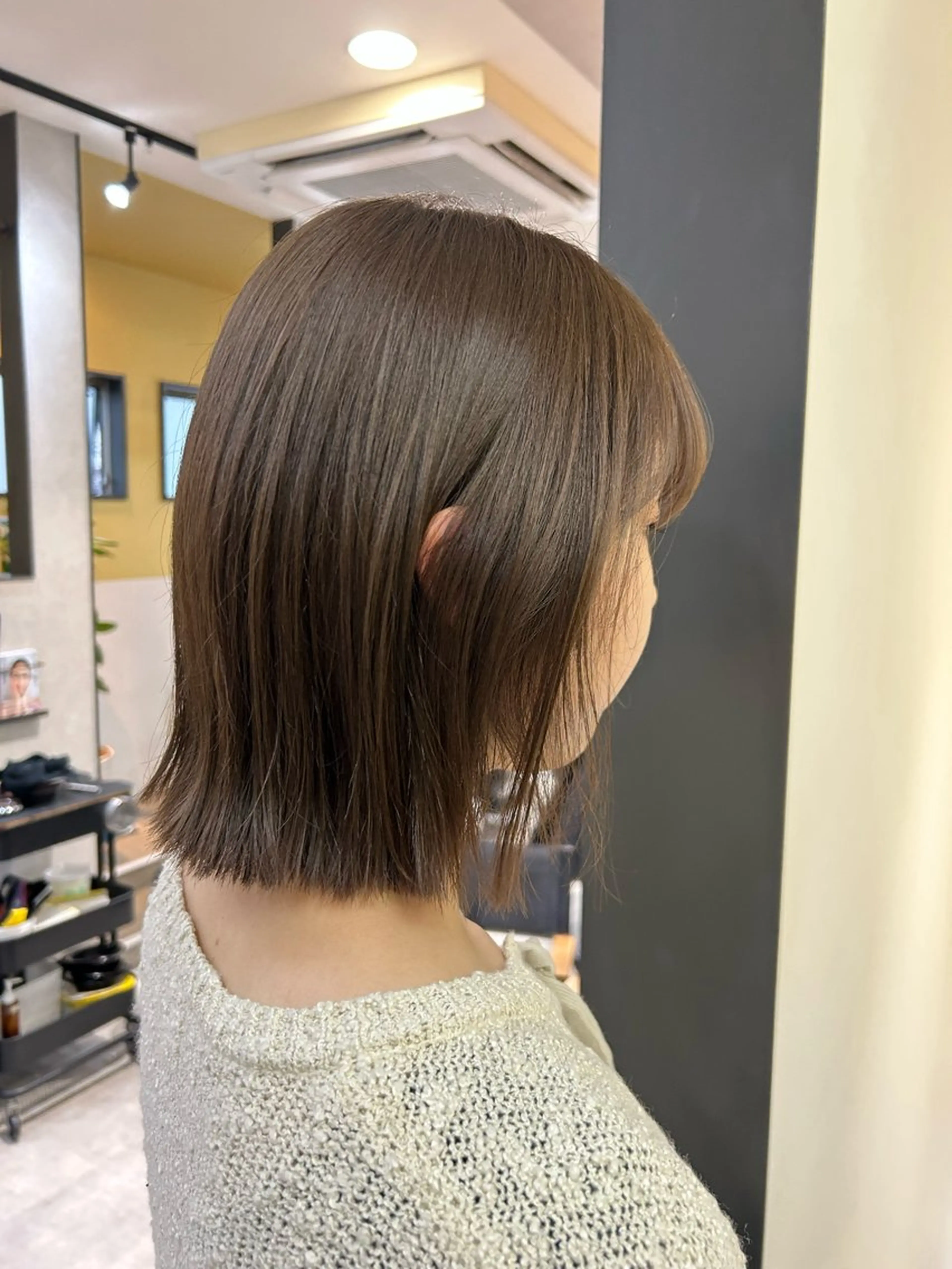 ショート カラー ベージュカラー ブリーチ ブリーチなしカラー hub hair レイヤー/透明感のヘアスタイル