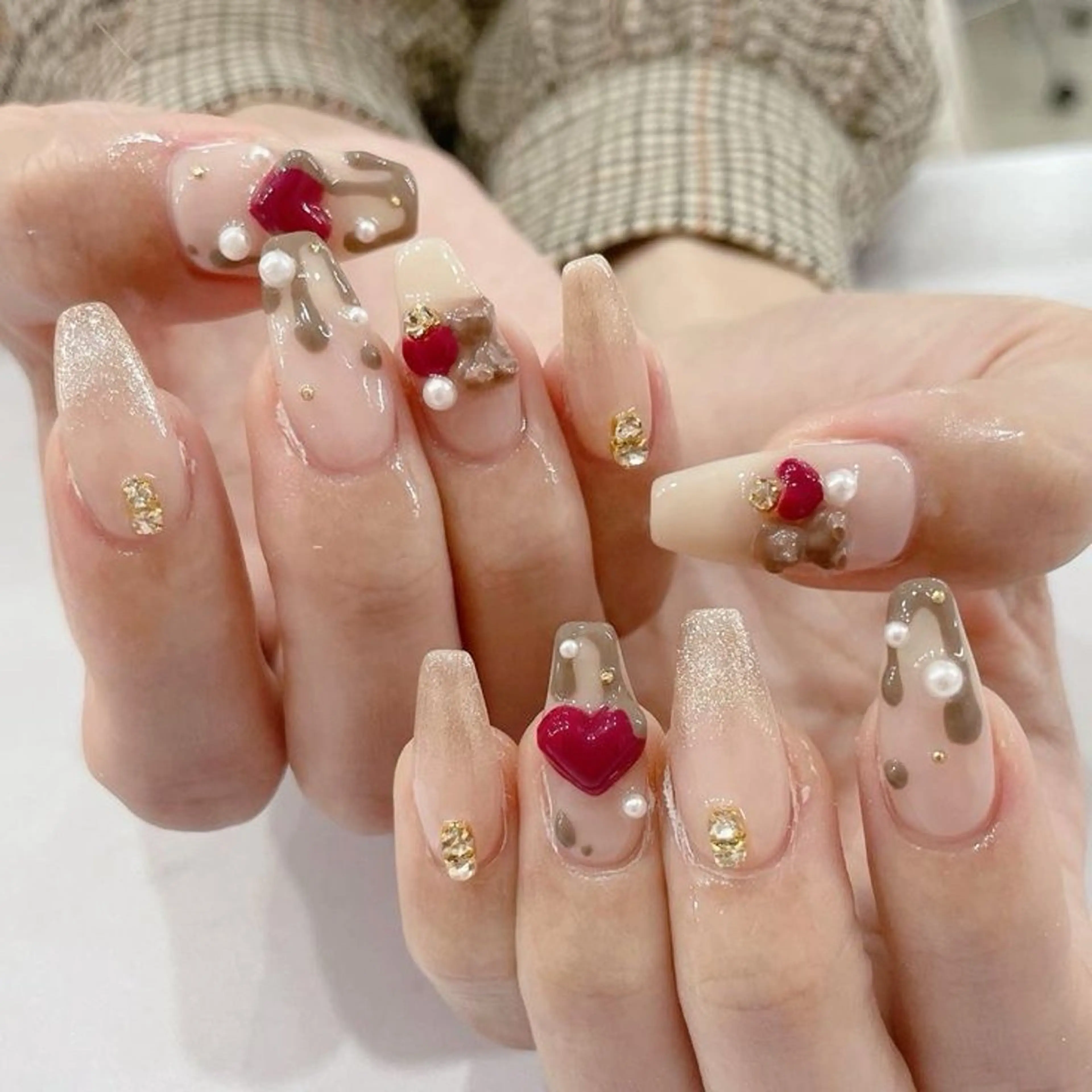 ネイル マグネットネイル ミラーネイル ピンク ネイルチップ 冬ネイル Lee Nailsのネイルデザイン