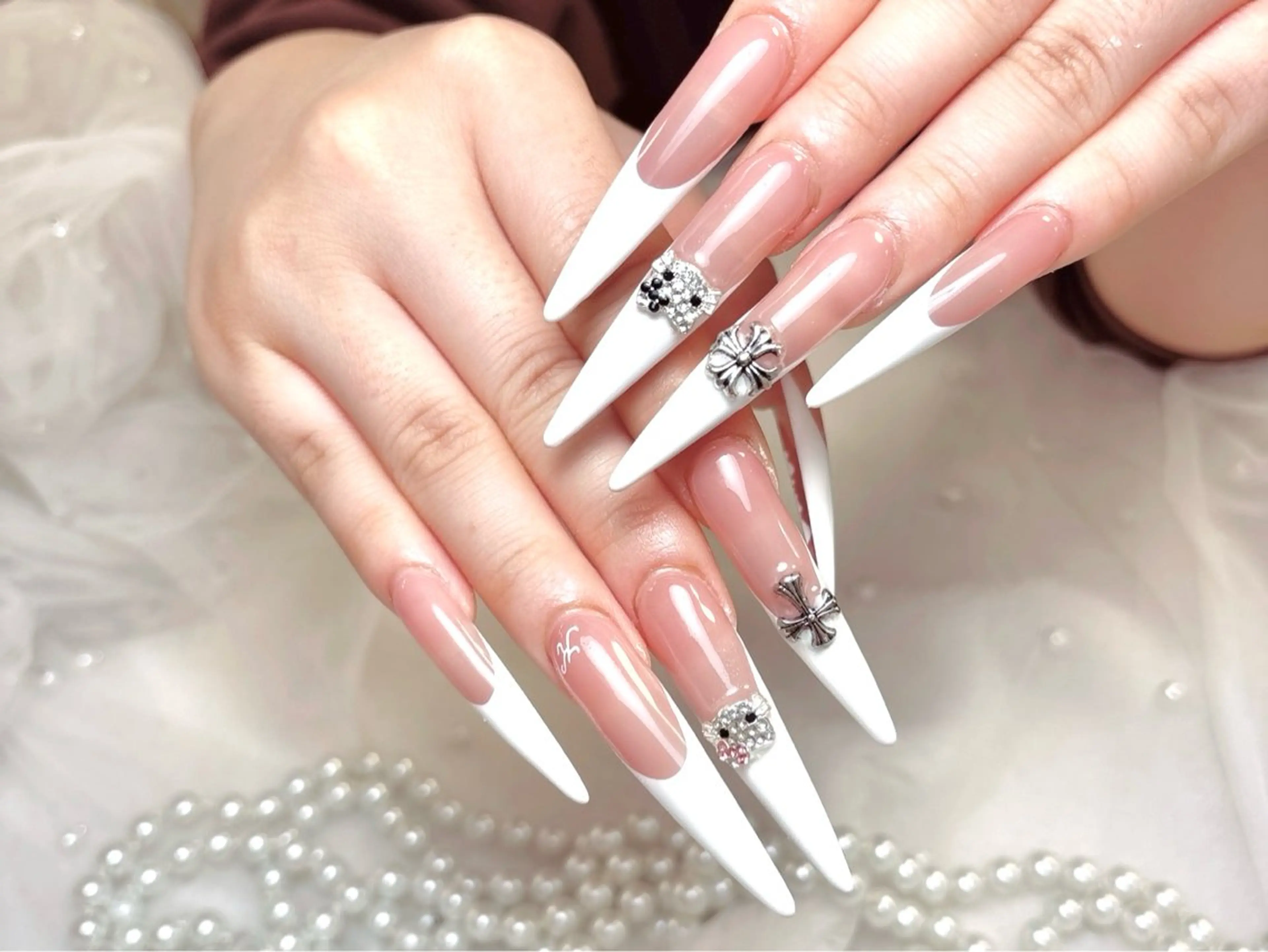 ネイル ハンドネイル ハンドケア R1🎀Nail💕 池袋東口店のネイルデザイン