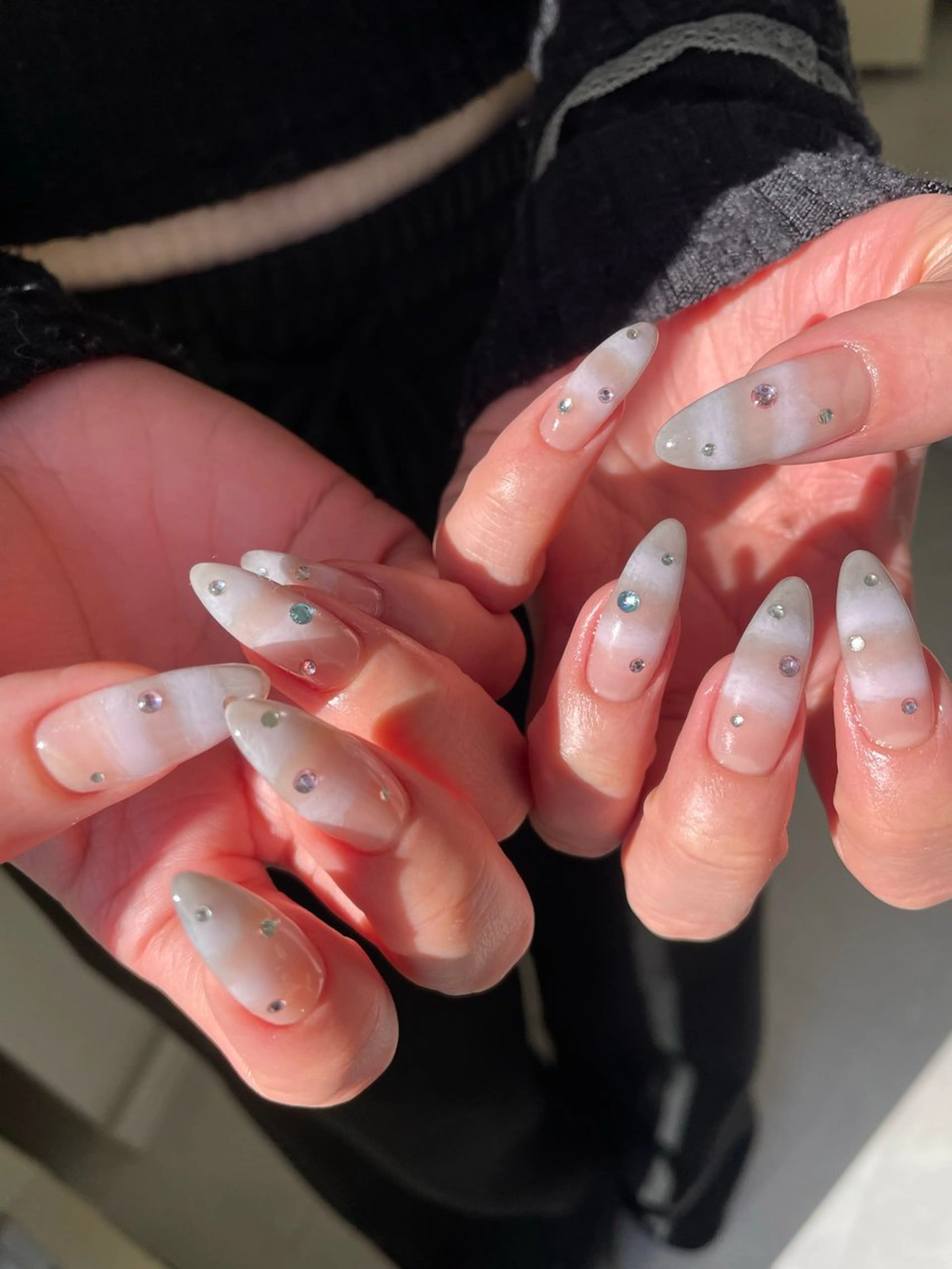 ネイル ハンドネイル Hisaka Mikiのネイルデザイン