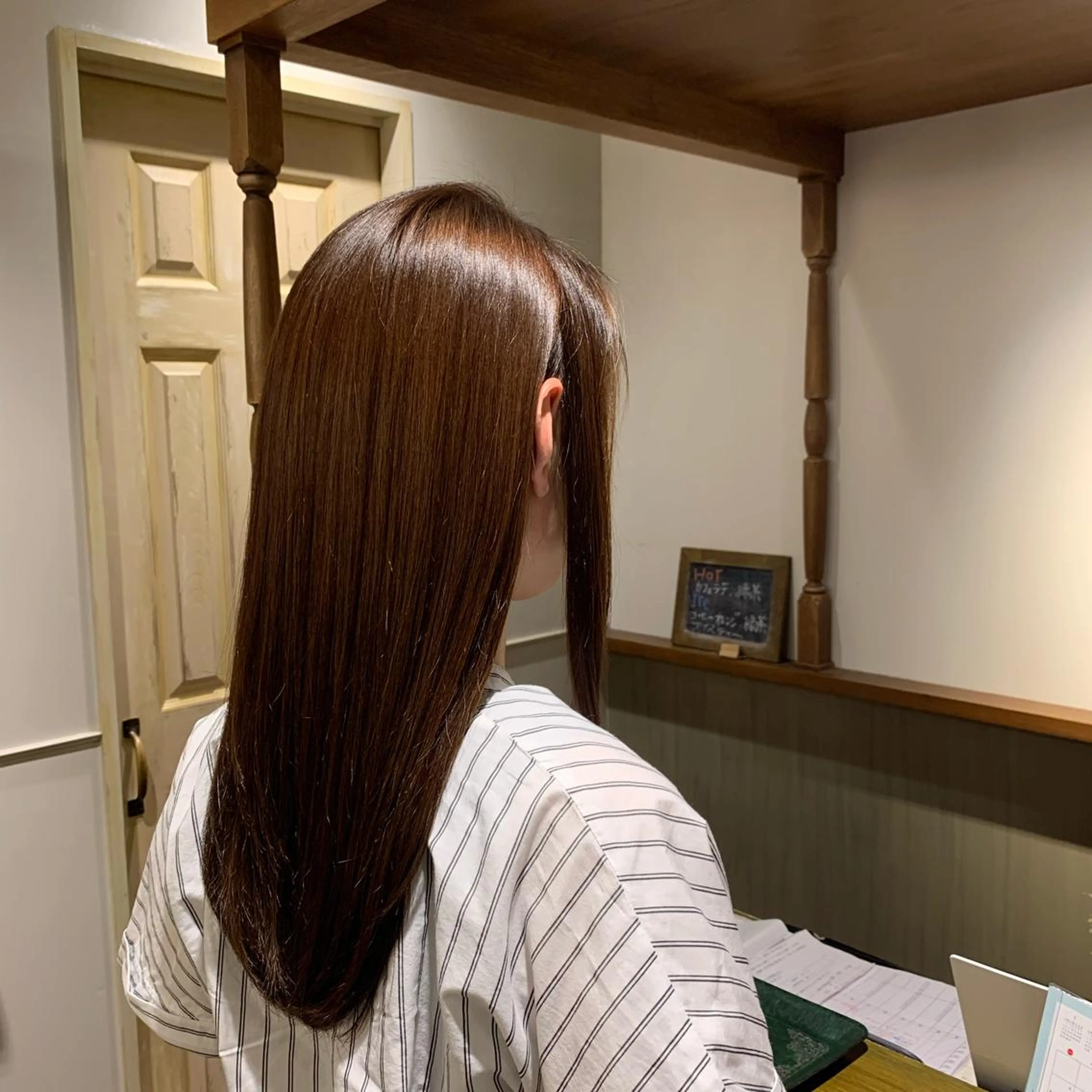 ロング カラー ベージュカラー 韓国スタイル🇰🇷 annaのヘアスタイル