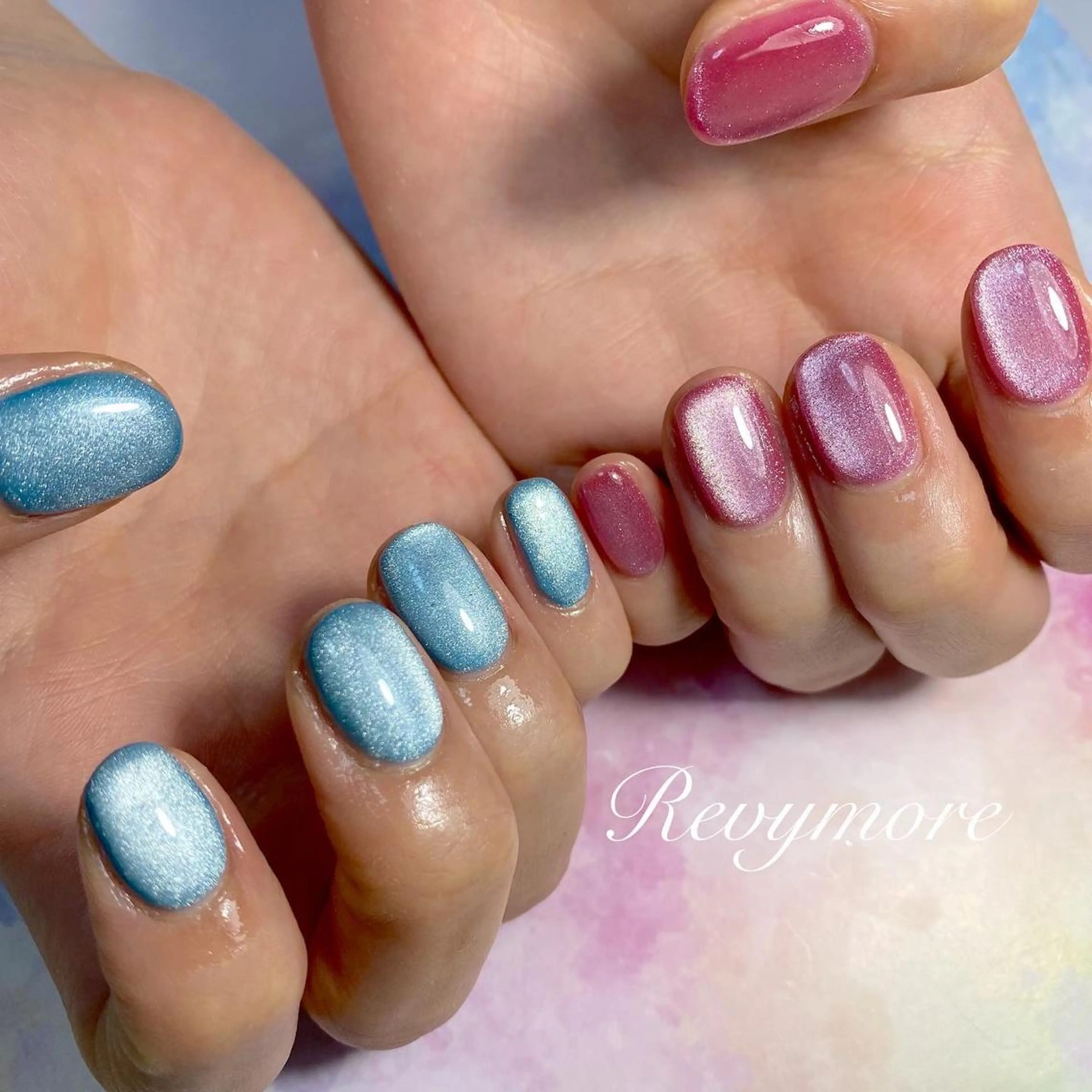 ミディアム ネイル 韓国風ヘア ジェルネイル キラキラネイル 韓国ネイル マグネットネイル nail salon Revymore所属・nail salon Revymoreのネイルデザイン