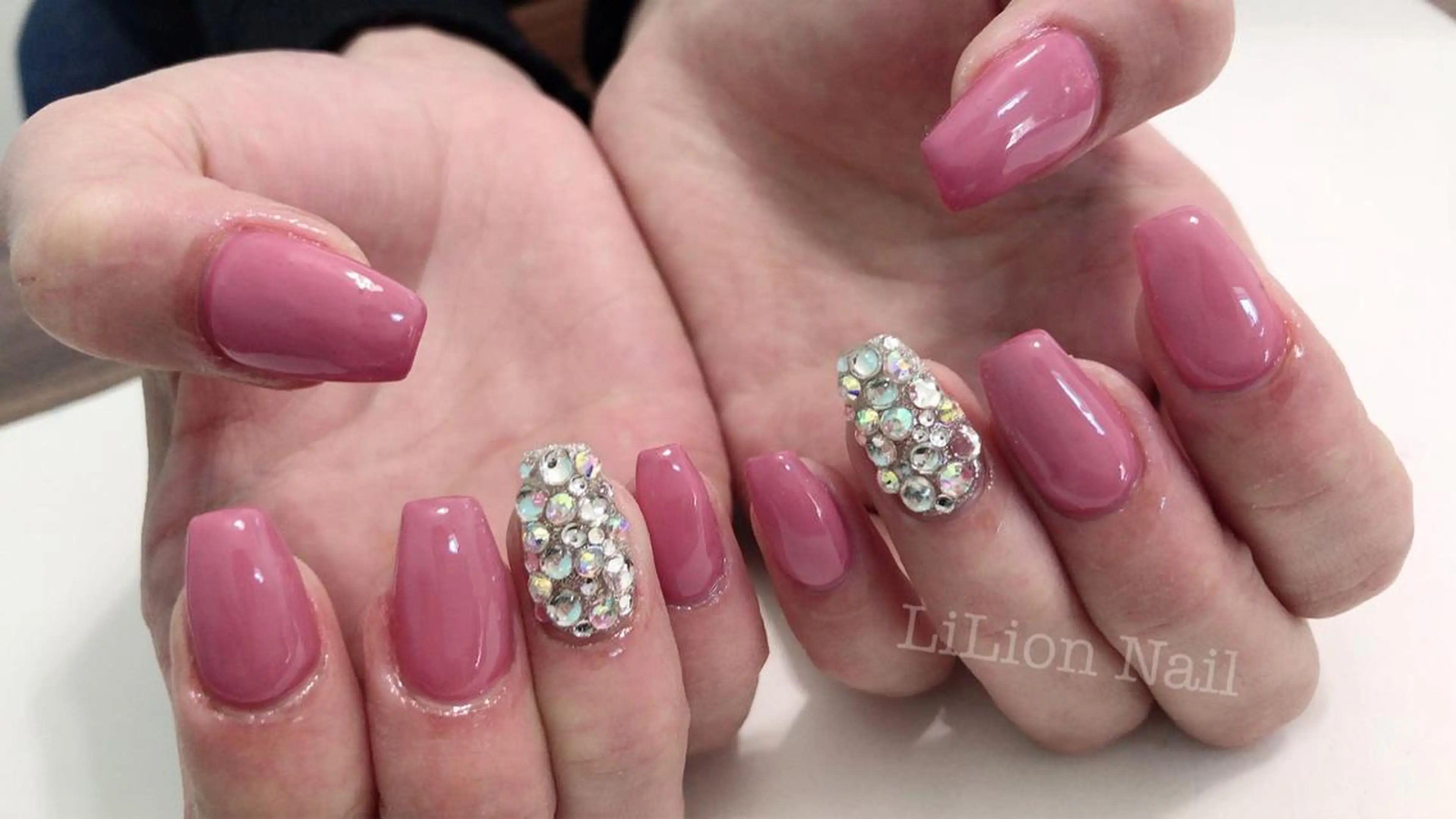 ネイル LiLion Nailのネイルデザイン
