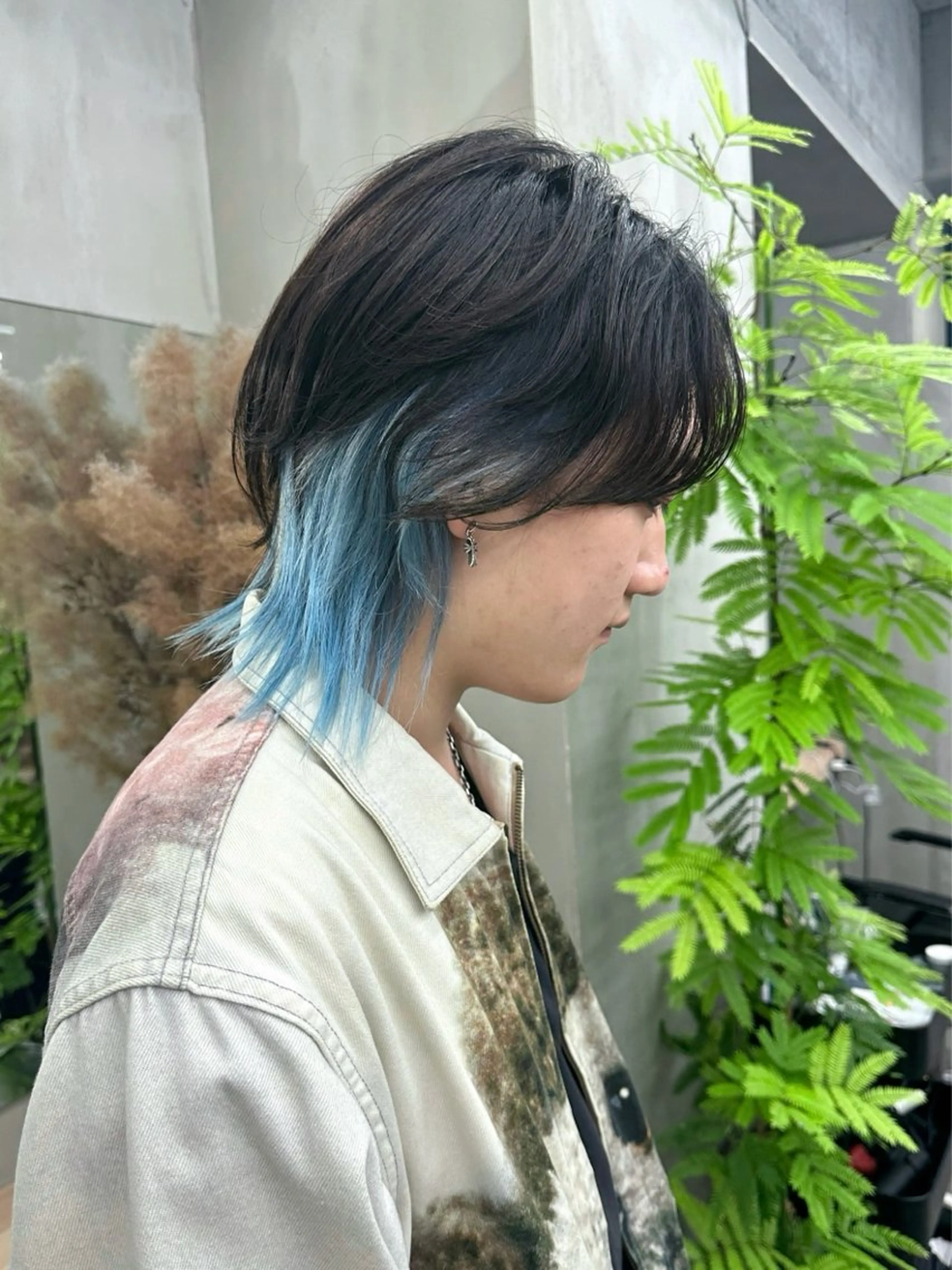 ミディアム カラー メンズ メンズブリーチ ブリーチ ブルーカラー ヘアカラー トリートメント メンズ特化 🦋KANOKO🦋のヘアスタイル