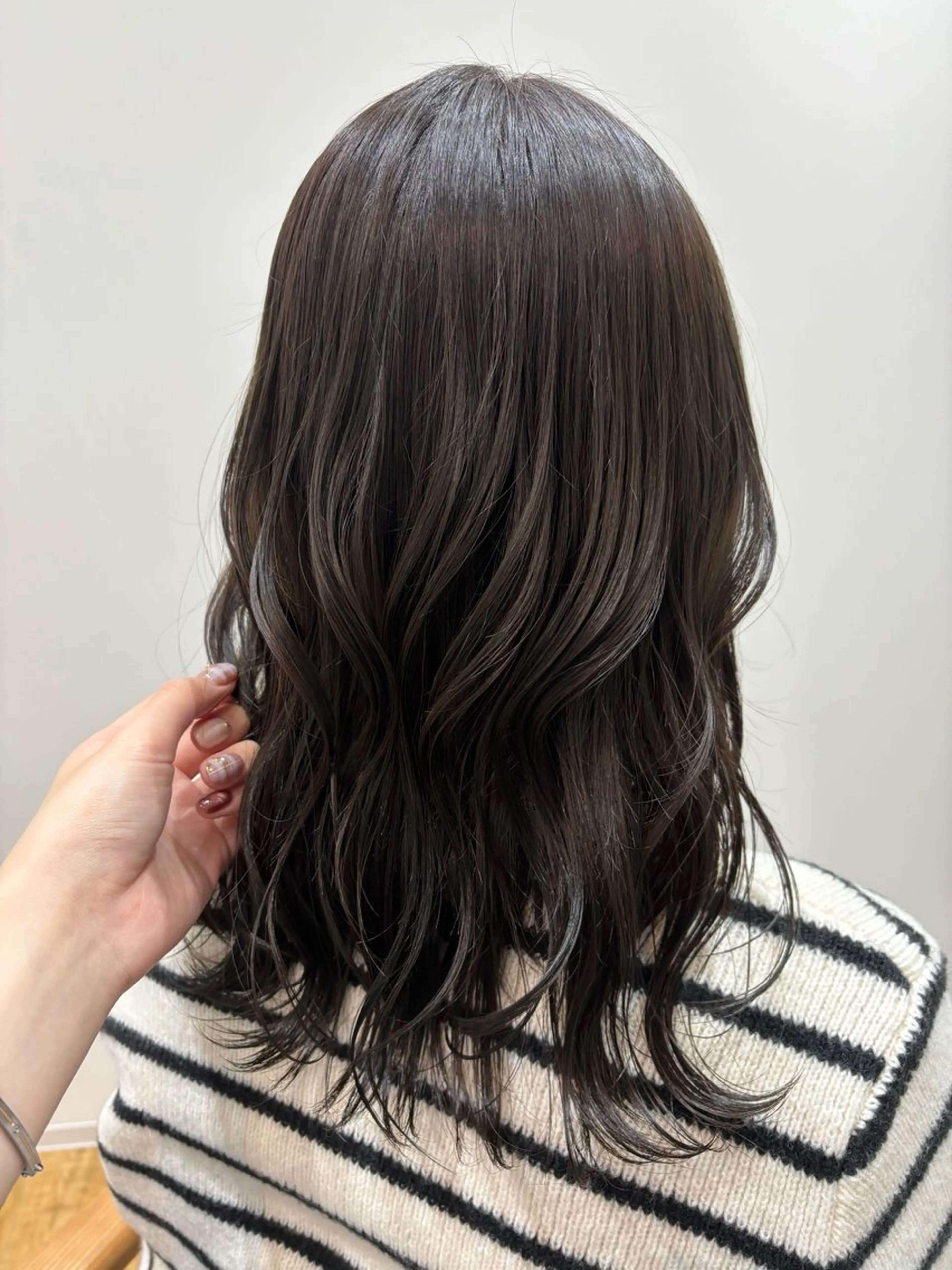 セミロング カラー アッシュ アッシュグレー レイヤーカット 🤍美髪縮毛/髪質 改善/池上夏凜🤍のヘアスタイル