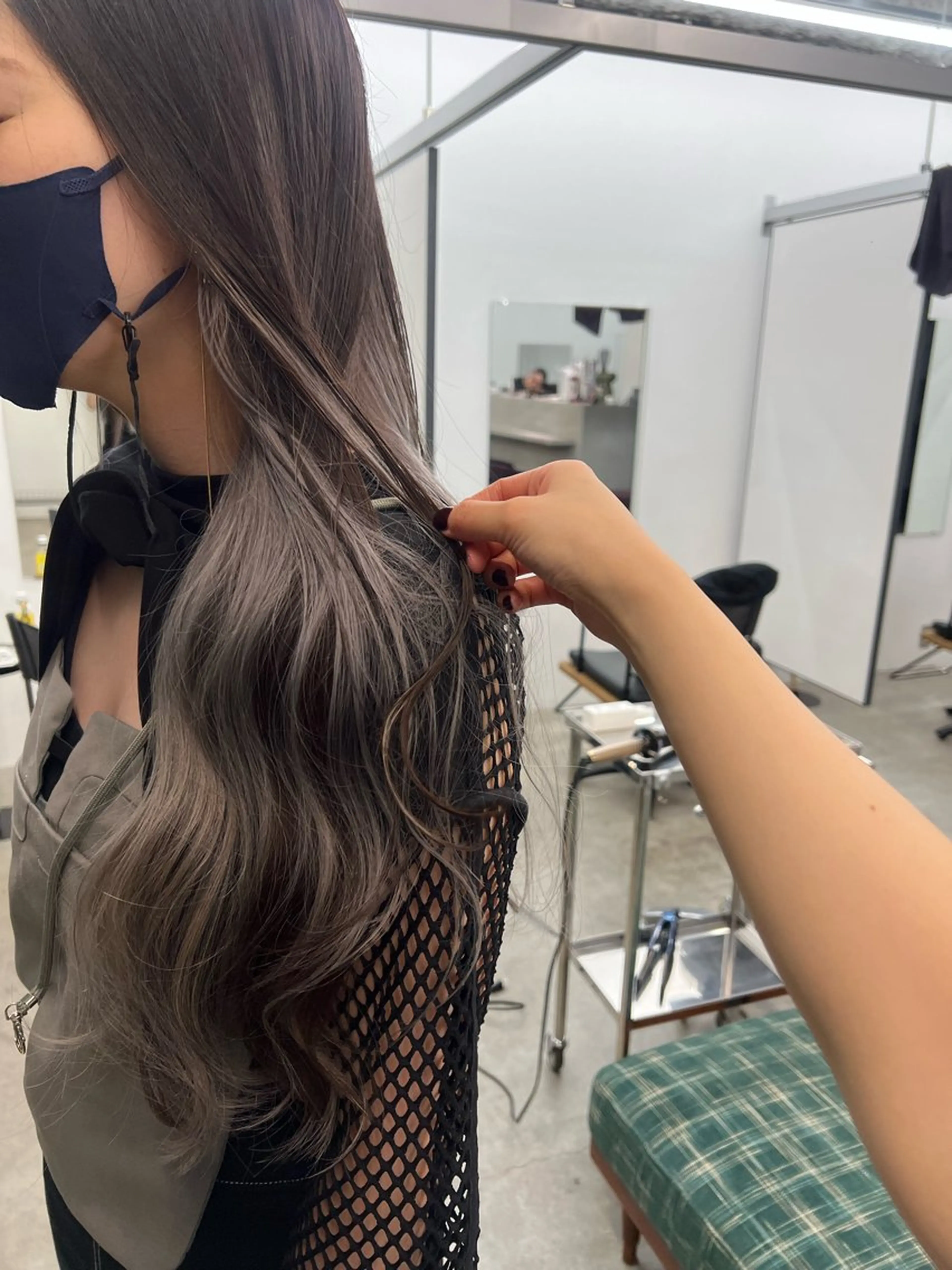 ロング カラー ブリーチ パーマ×透明感カラー MIOのヘアスタイル