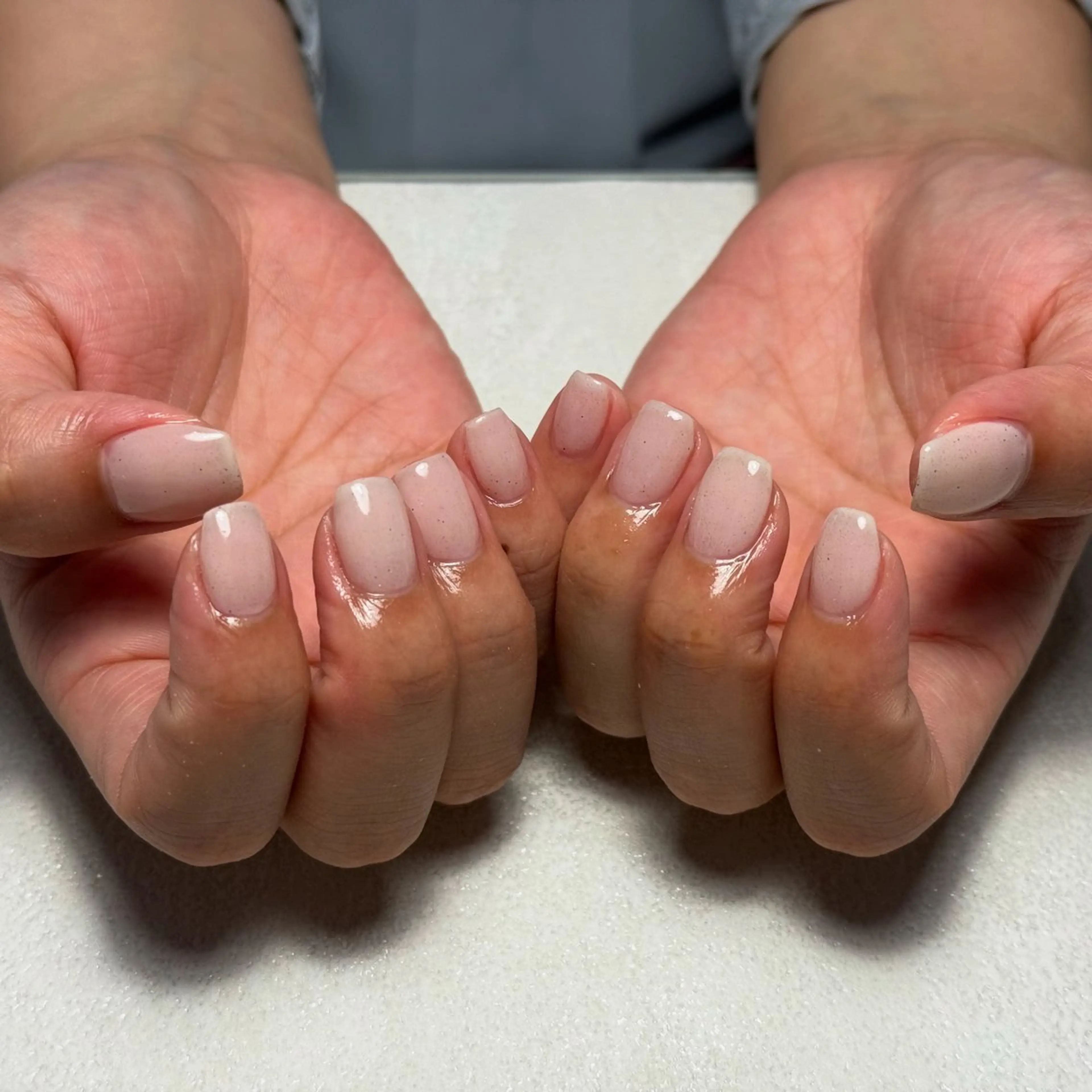 ネイル 韓国ネイル マグネットネイル ニュアンスネイル ワンカラーネイル シンプルネイル MAO /  香椎 / フィルイン対応のネイルデザイン