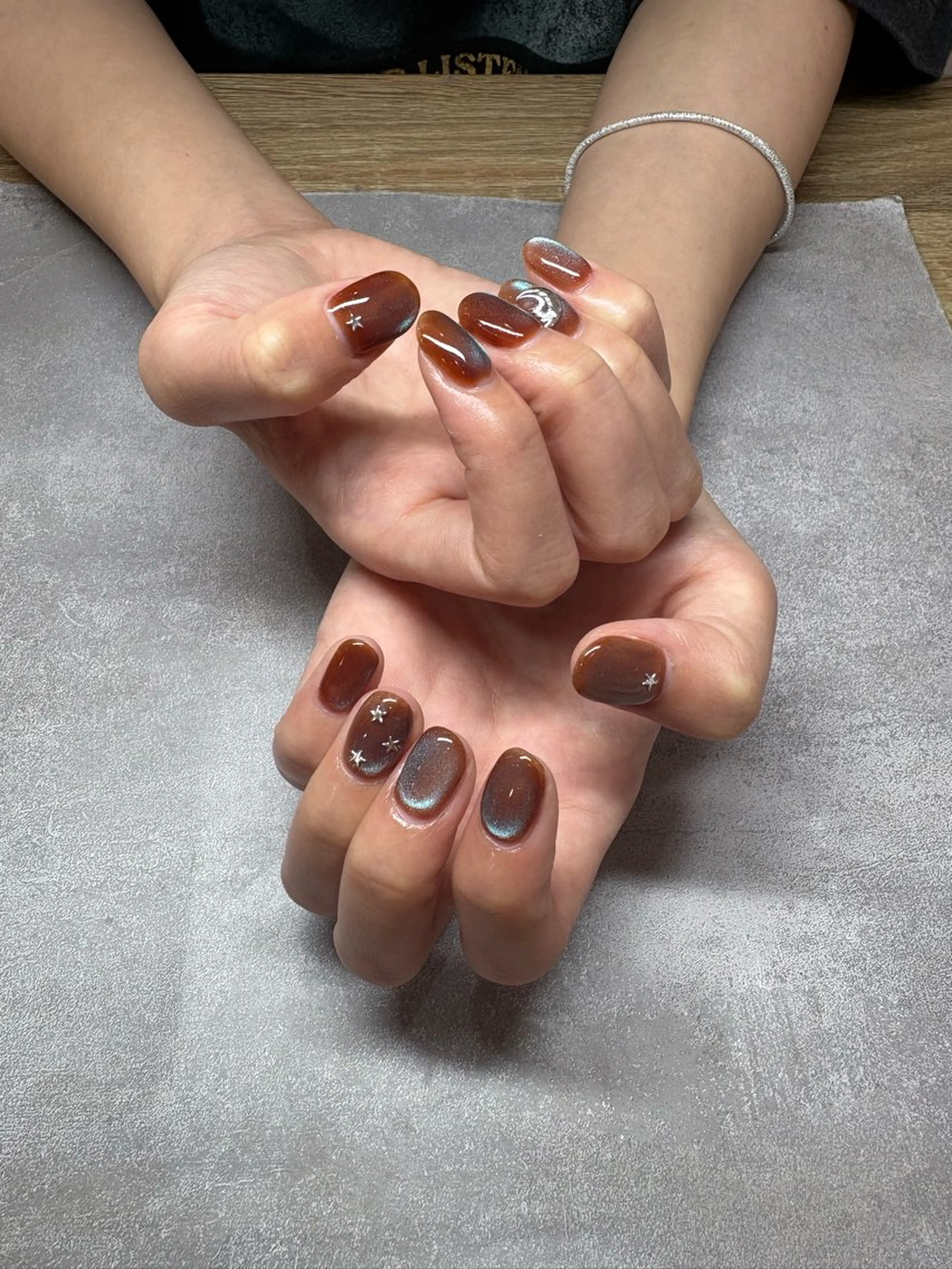 ネイル アンリッシュ新宿店 kousakaのネイルデザイン