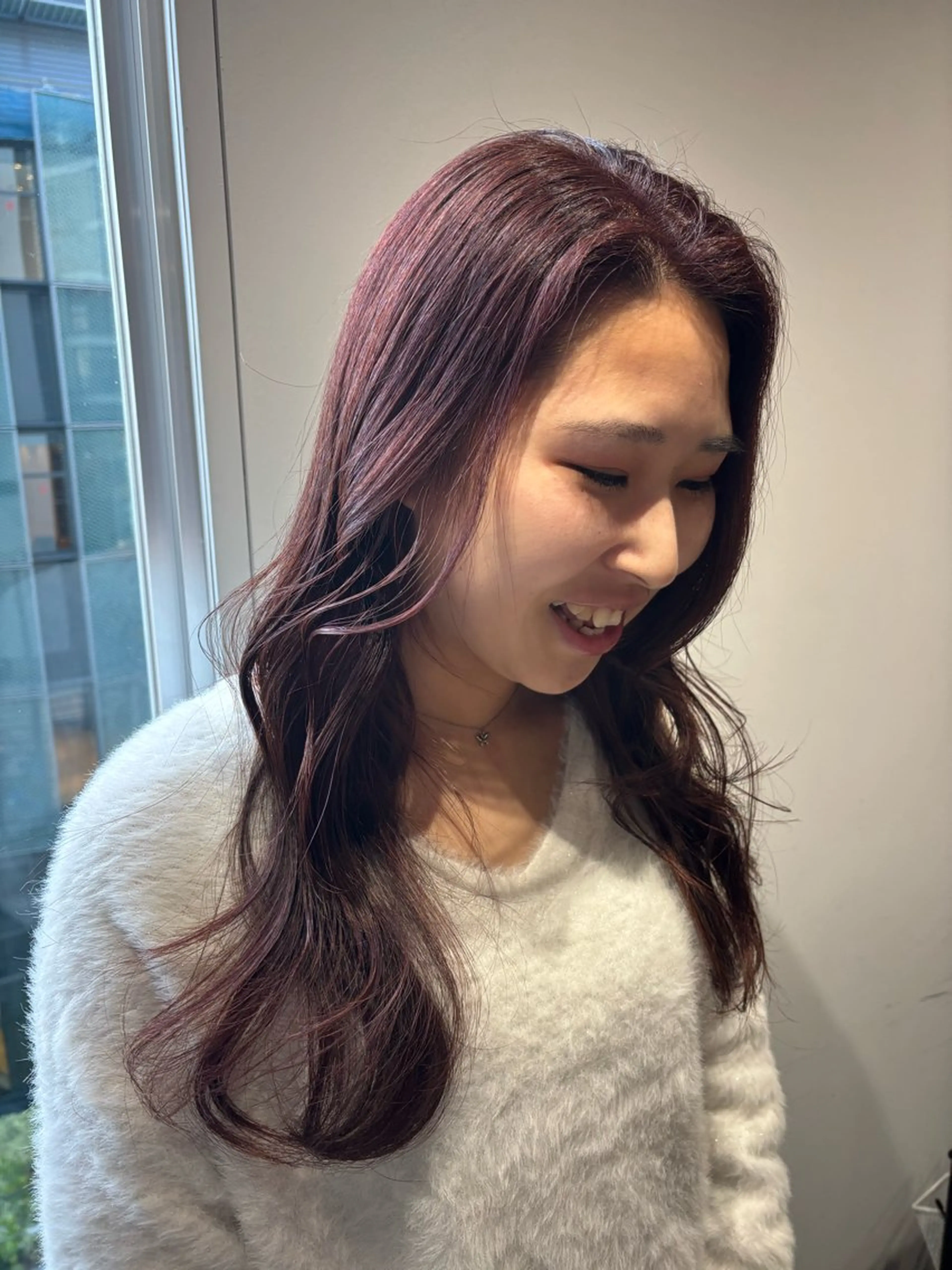 ロング ピンクブラウン ヘアカラー Maki /カラー/ブリーチのヘアスタイル