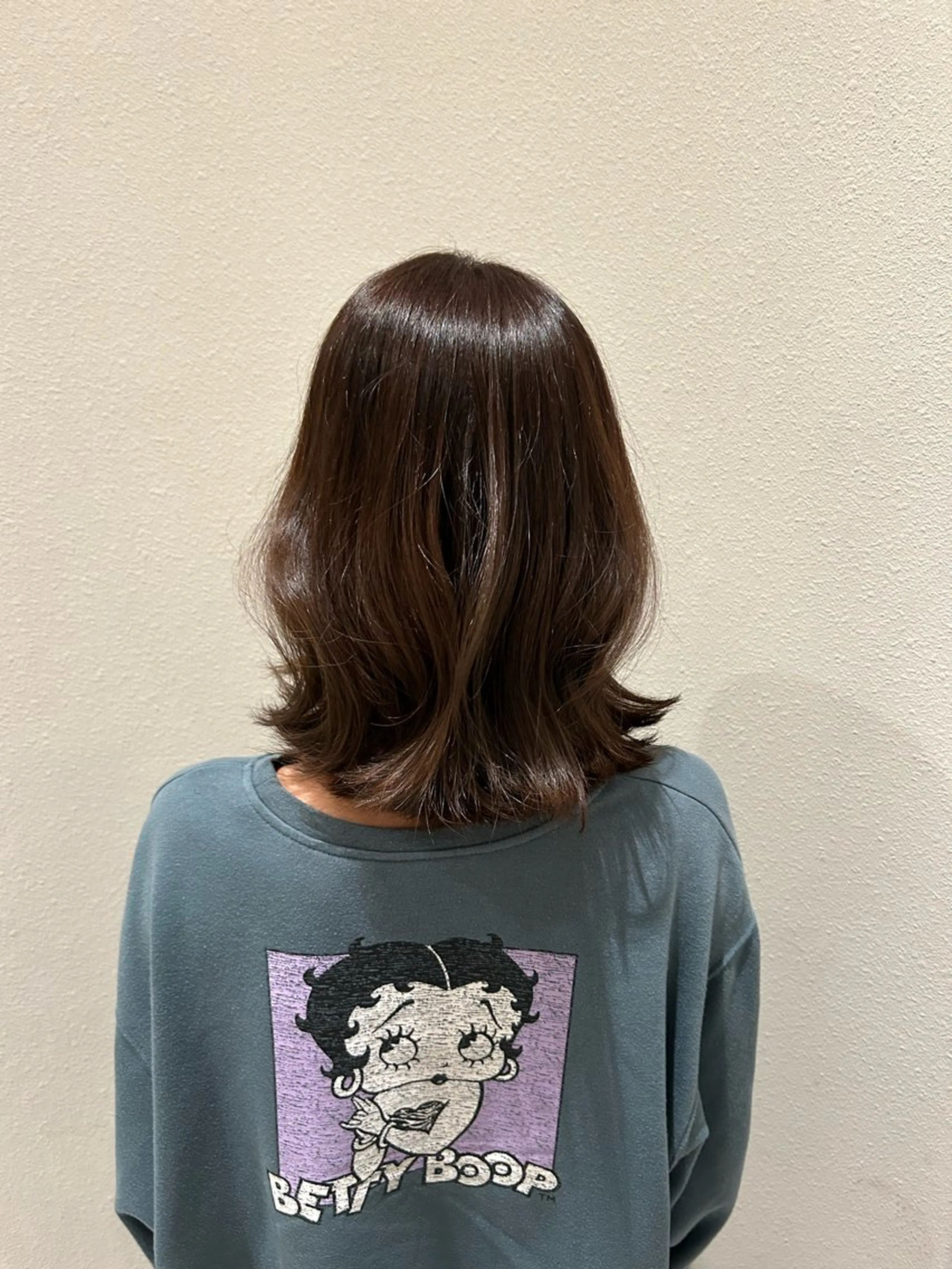 カラー 🩷愛咲🩷レイヤー /透明感カラーのヘアスタイル
