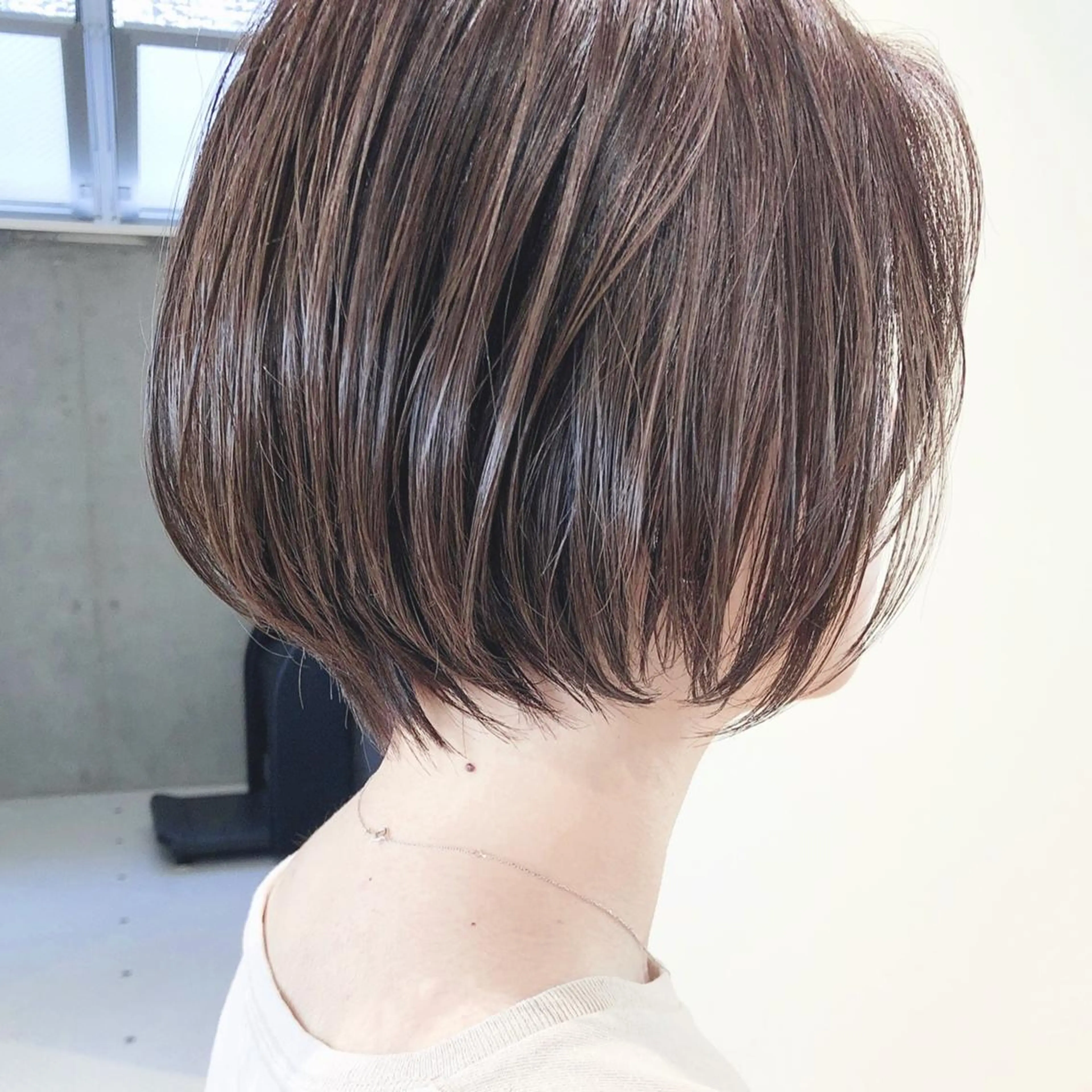 ショート カラー ショートボブ ブリーチ ハイライトカラー ハイトーンカラー ボブ カット ヘアカラー トリートメント 大人可愛いショート 原田美千留のヘアスタイル