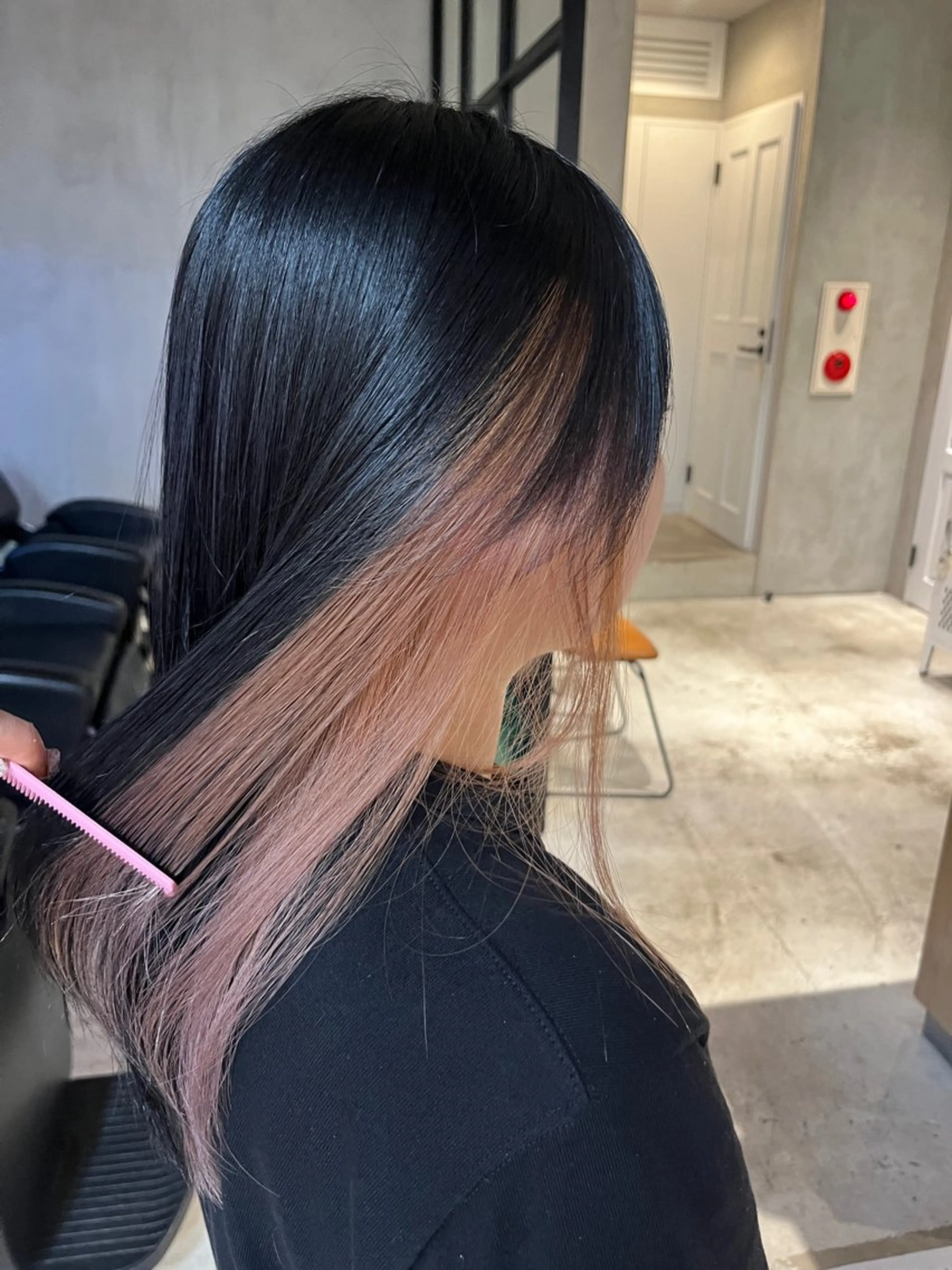 ロング カラー ベージュカラー ピンクカラー ピンクベージュ ヘアカラー ちせ/ 透明感カラー /elima調布のヘアスタイル