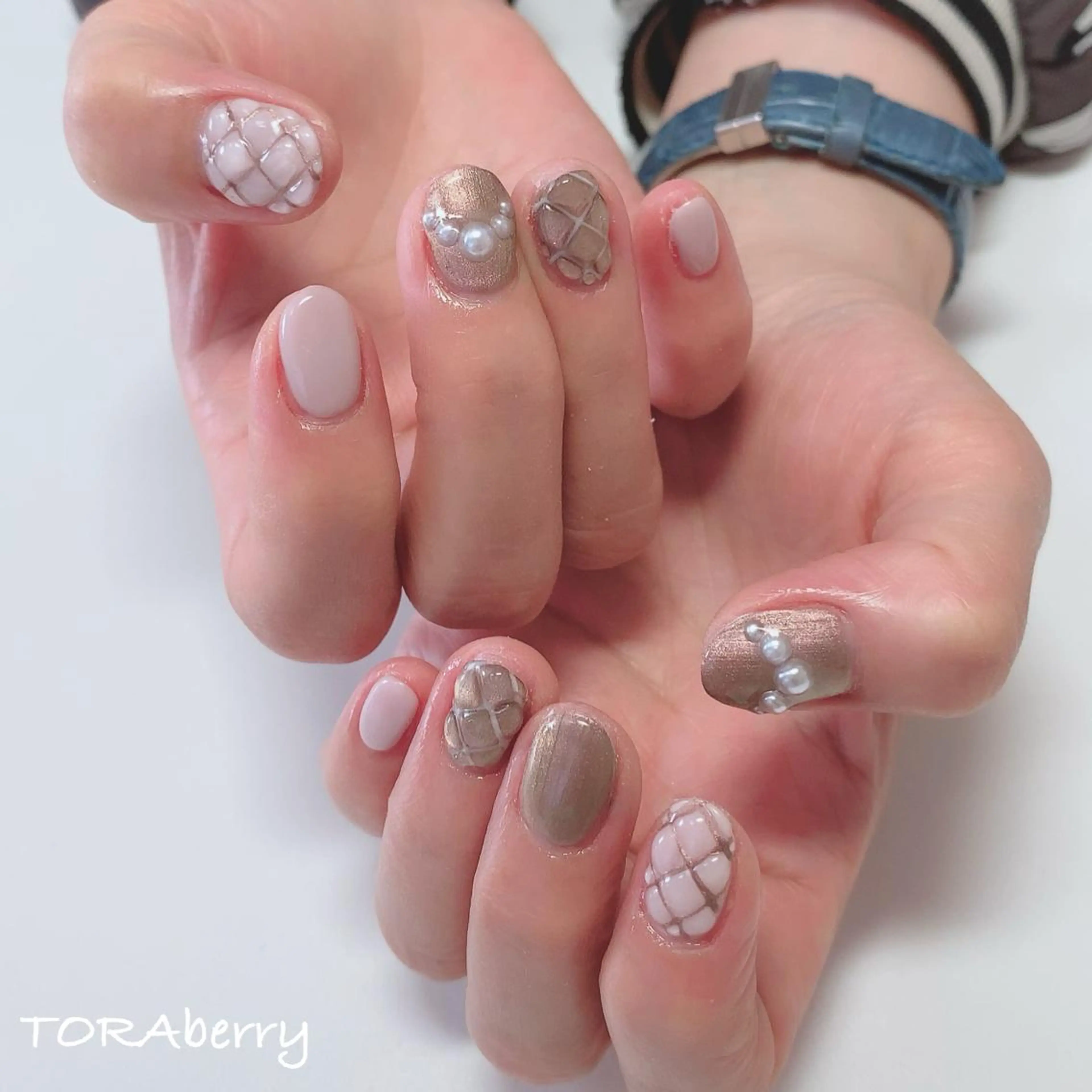 ネイル ハンドネイル ネイリスト なつみのネイルデザイン