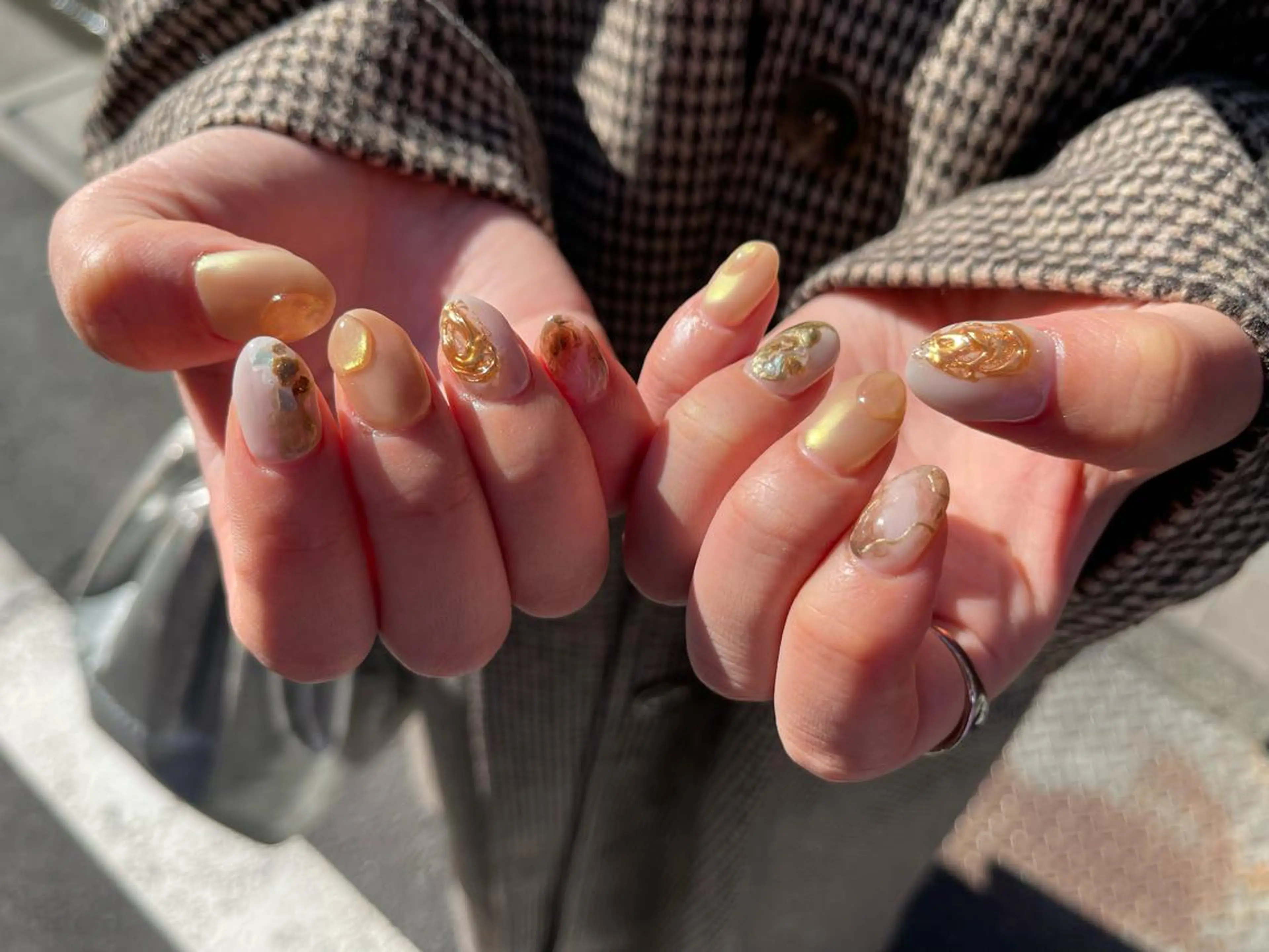 ネイル ジェルネイル 氷ネイル・うるうるネイル 韓国ネイル ラメ(グリッター) ミラーネイル ニュアンスネイル 💅🏻yuuiのネイルデザイン