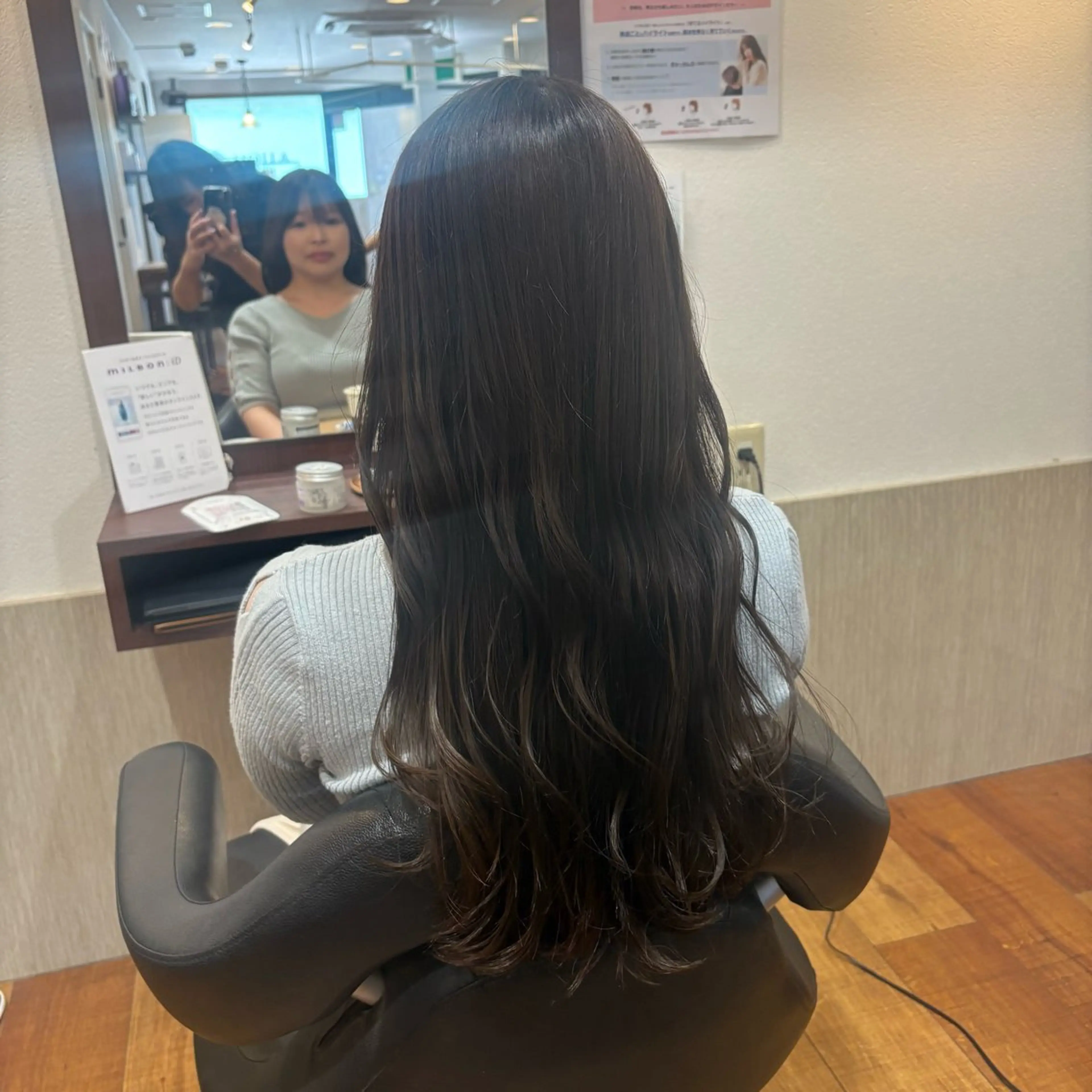 ロング 髪質改善カラー 縮毛矯正🤍辻桃加のヘアスタイル