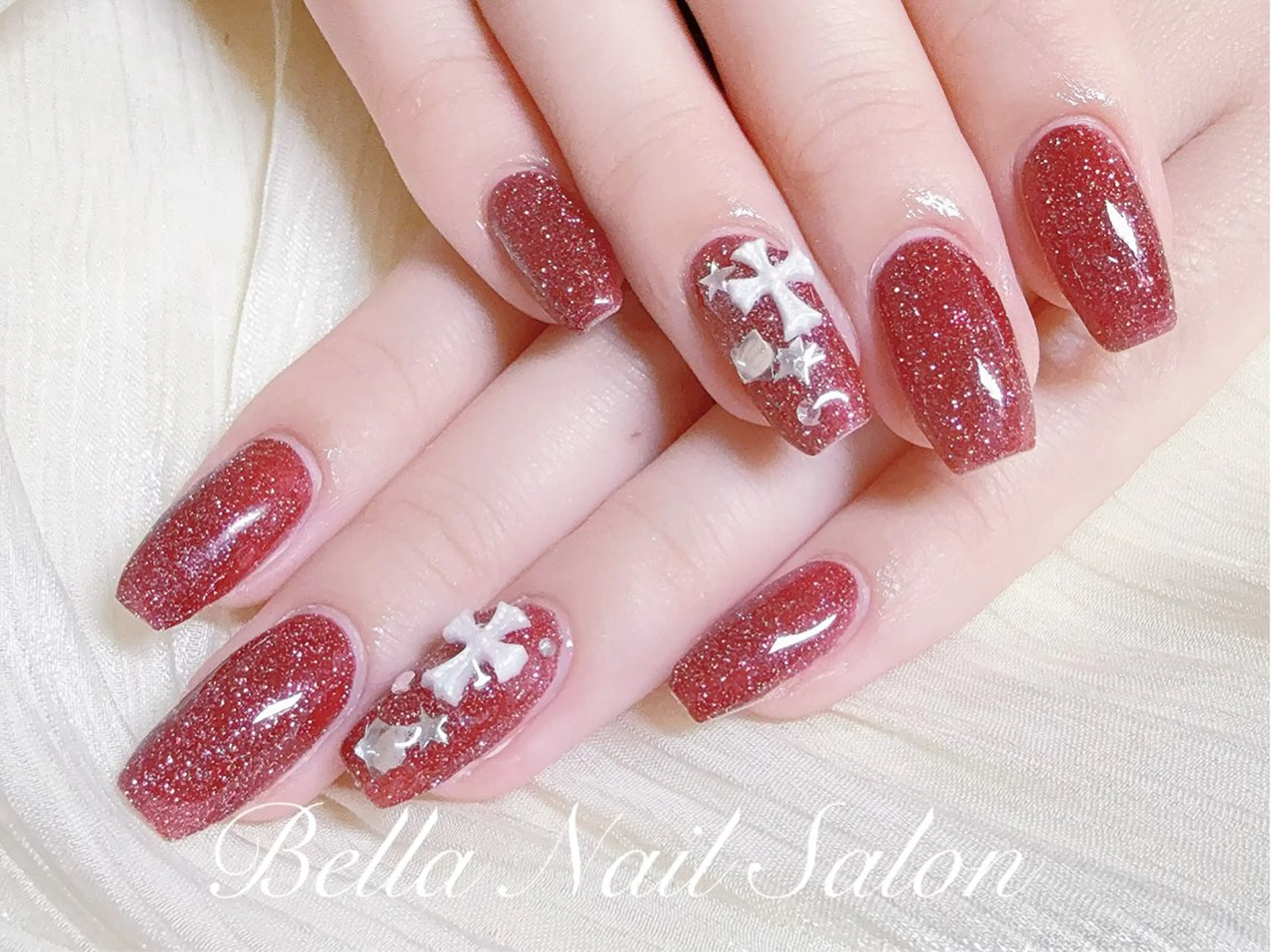 ネイル ハンドネイル Bella Nail Salonパラジェルのネイルデザイン