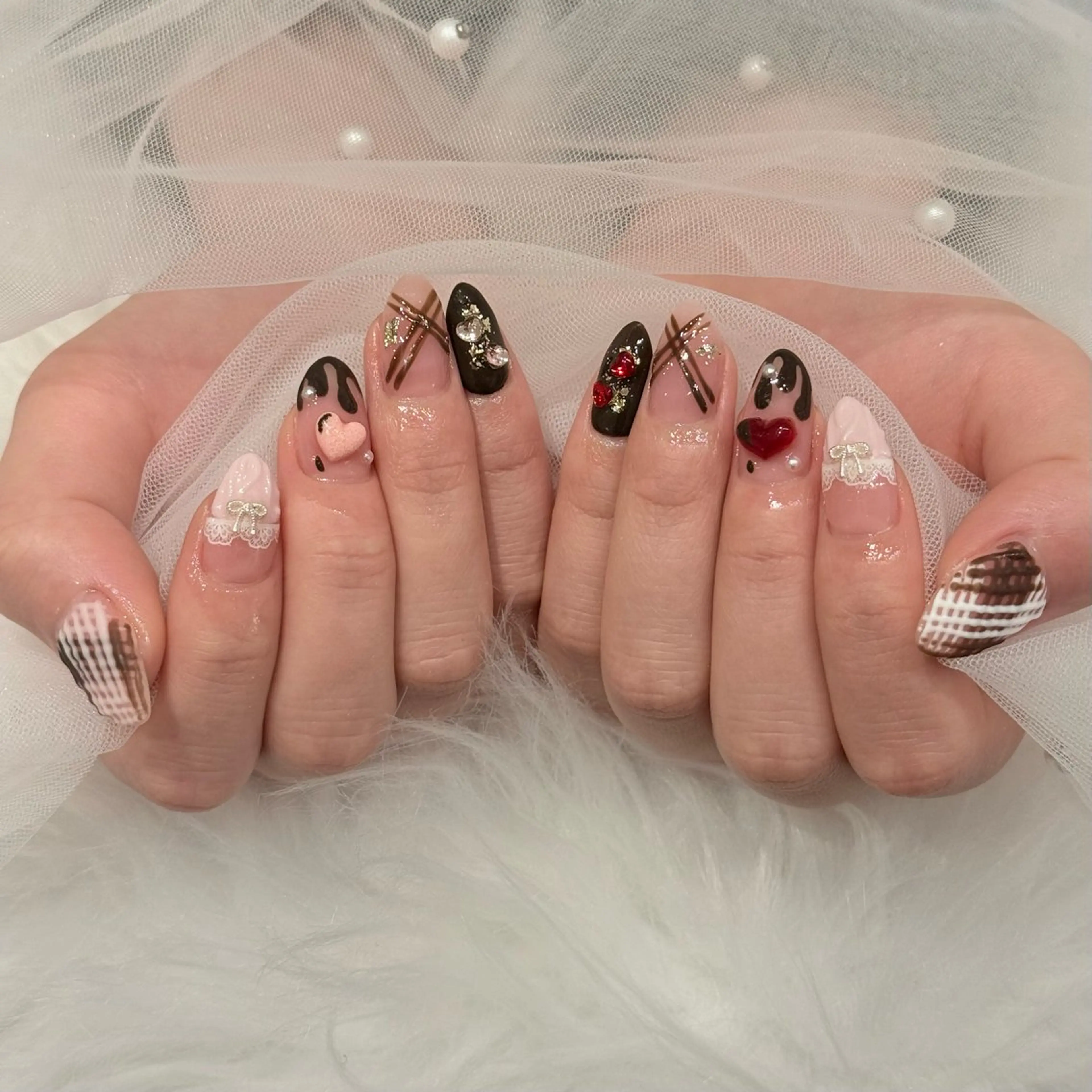 ネイル フレンチネイル ロングネイル マグネットネイル スカルプネイル スーパーロングネイル ハンドネイル ハンドケア Nihonthy Nail 新宿のネイルデザイン