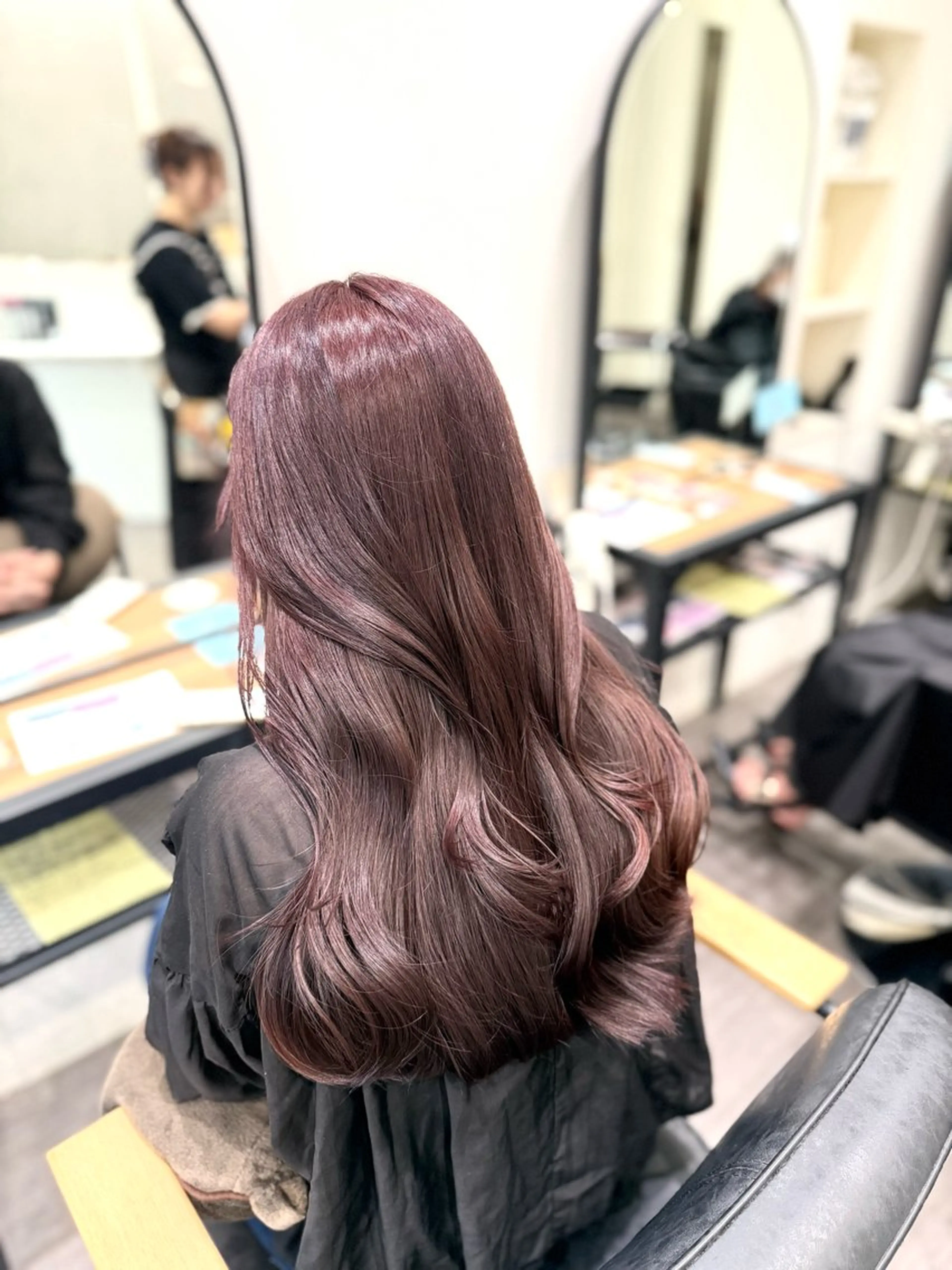 ロング カラー ブリーチ ラベンダーカラー ブリーチなしカラー ピンクカラー ピンクラベンダー ヘアカラー cocotte🫧 絹村 琴美のヘアスタイル