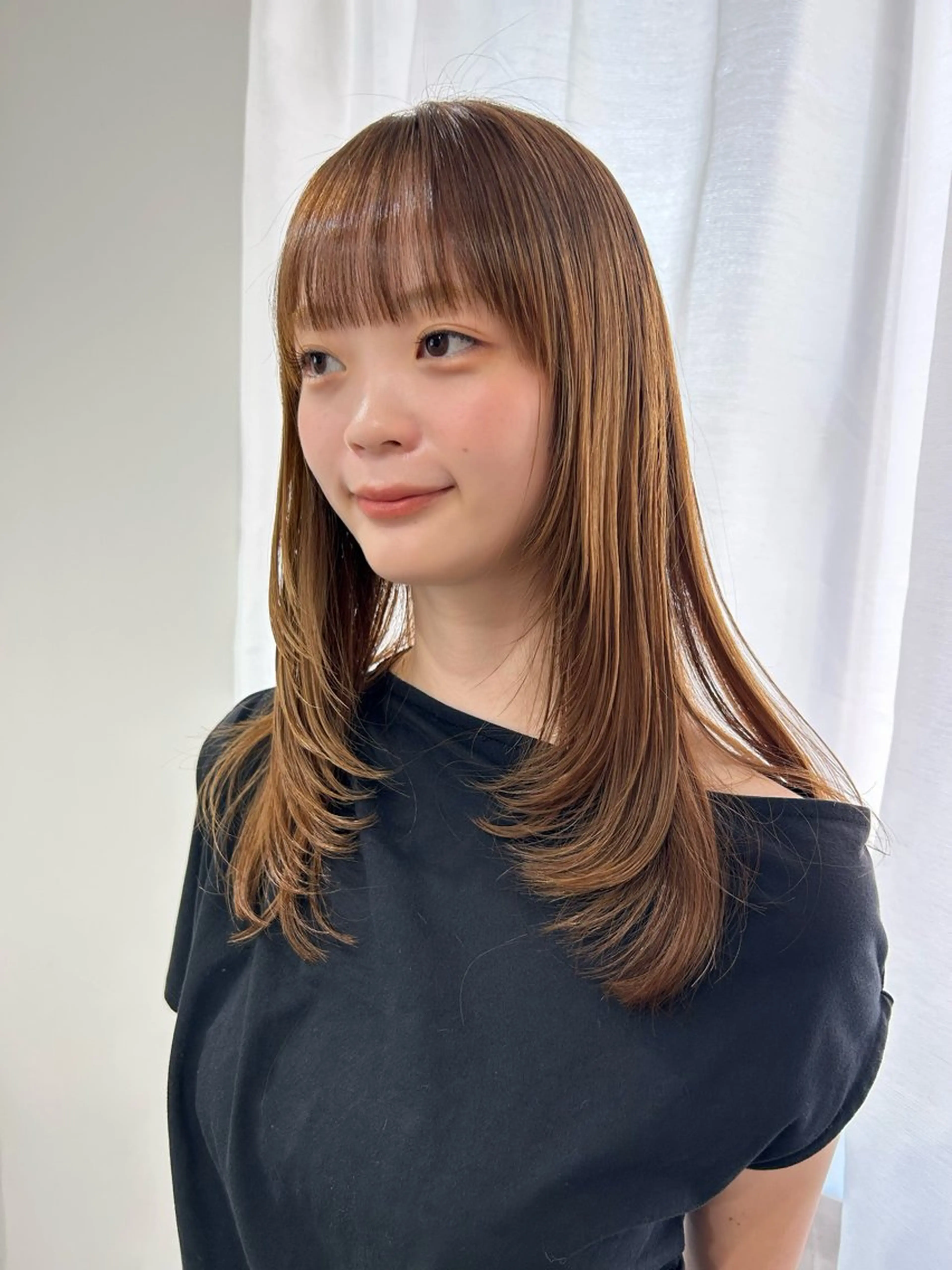 ロング レイヤーカット カット カリン| debut泡瀬店のヘアスタイル