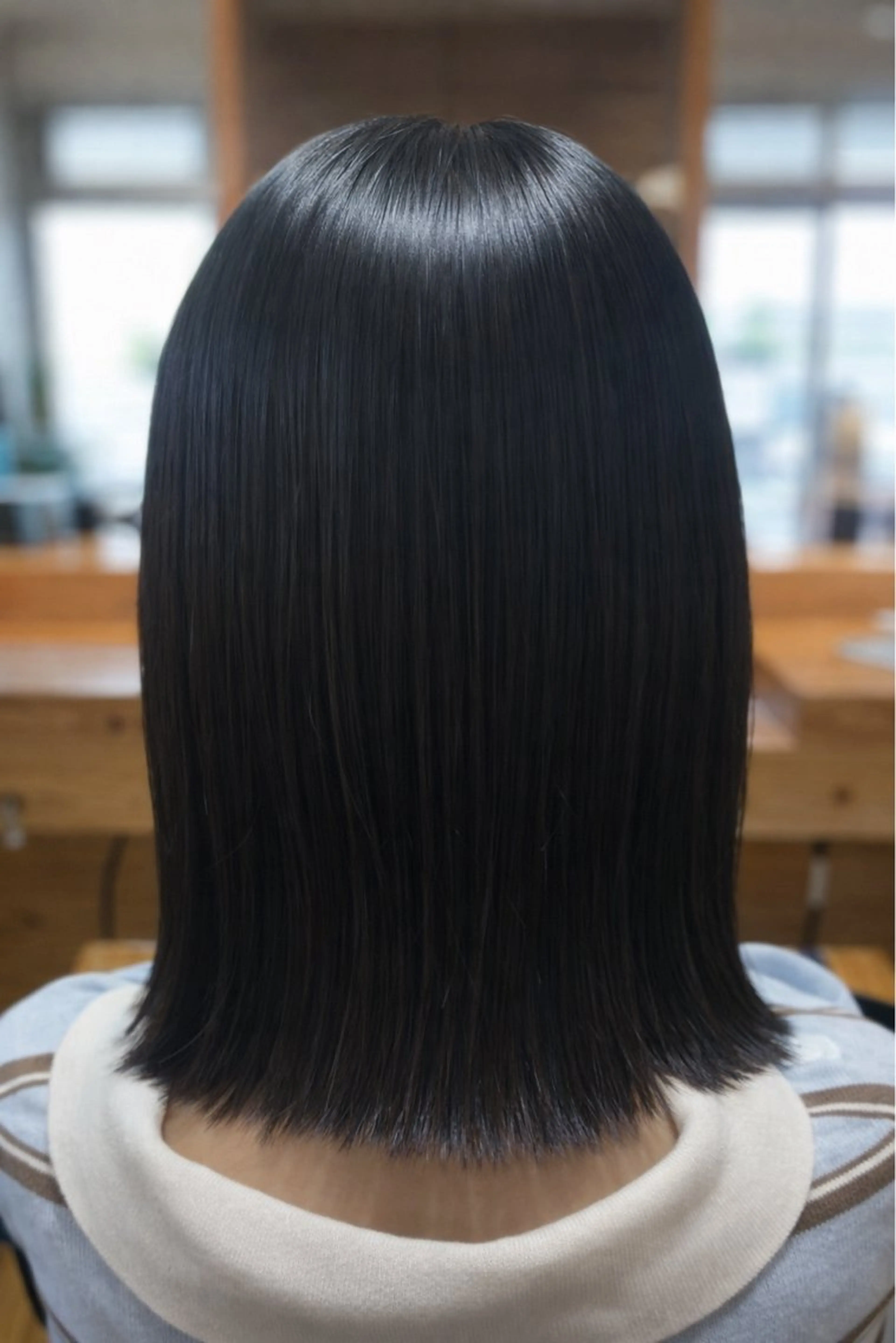 ミディアム カット 縮毛矯正 トリートメント Tsuyoshi /髪質改善ストレートのヘアスタイル