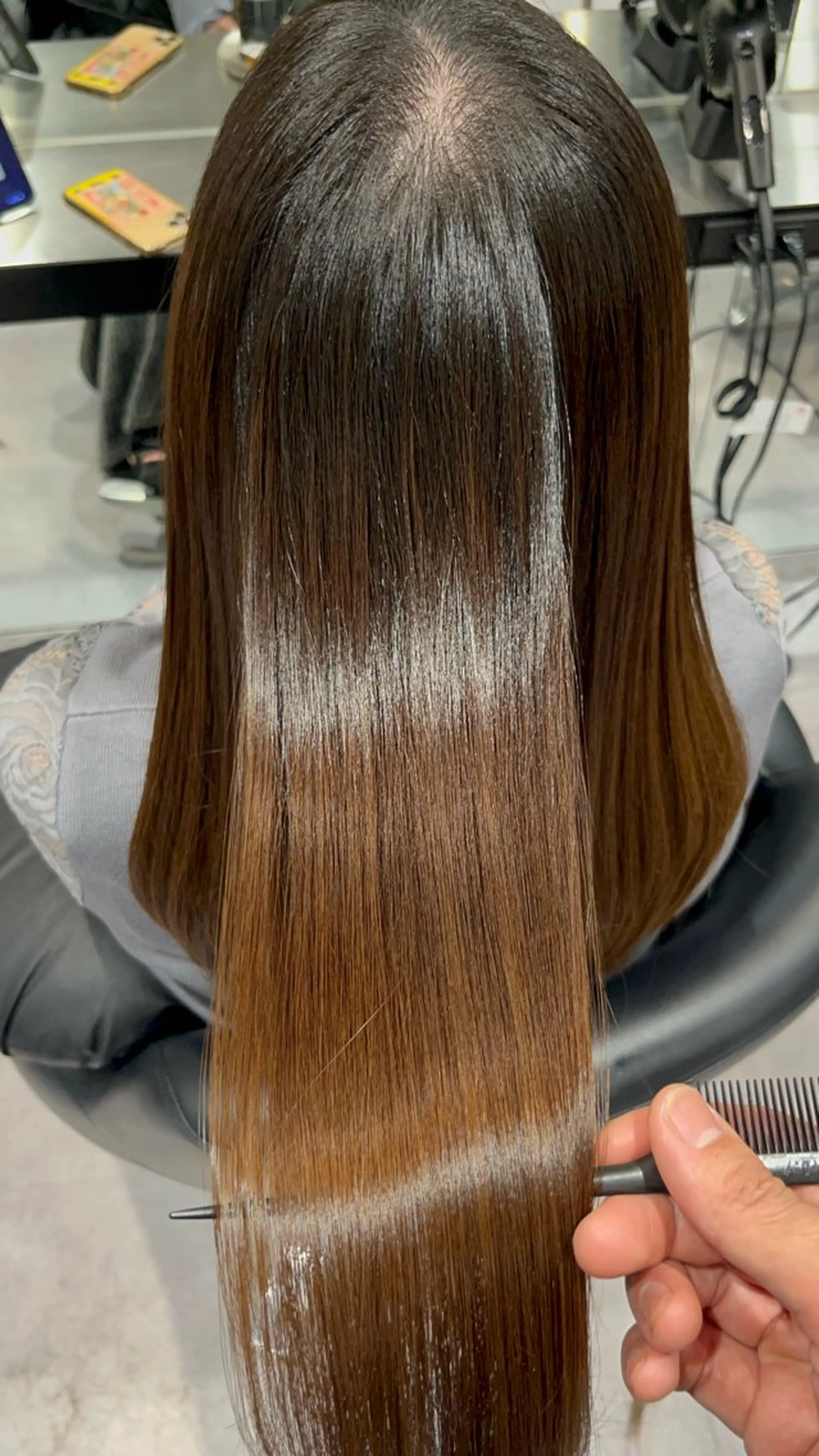 ロング カラー パーマ 🌈艶髪/髪質改善 新宿itouのヘアスタイル