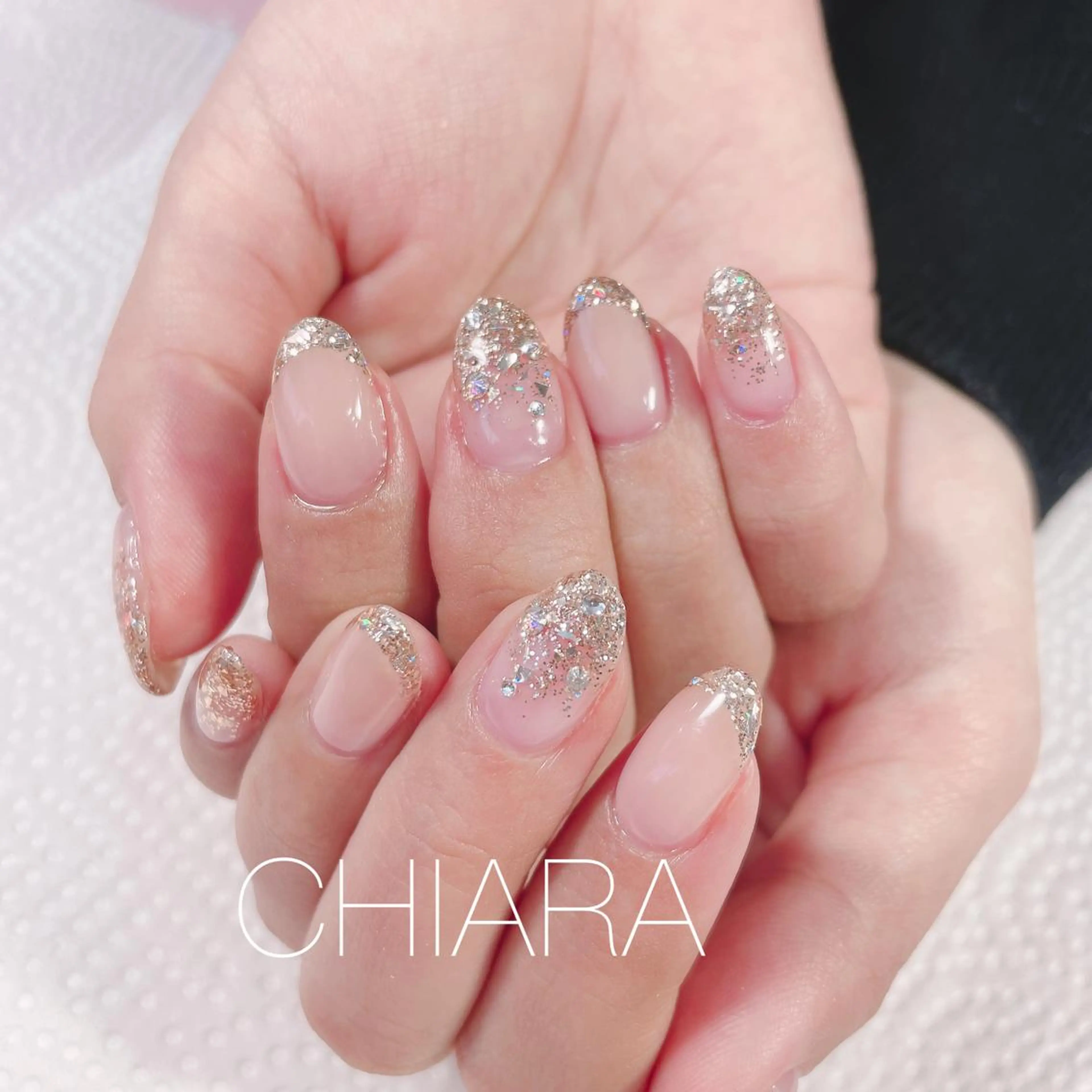 ネイル フレンチネイル ガラスフレンチ グラデーション キラキラネイル CHIARA nailsのネイルデザイン
