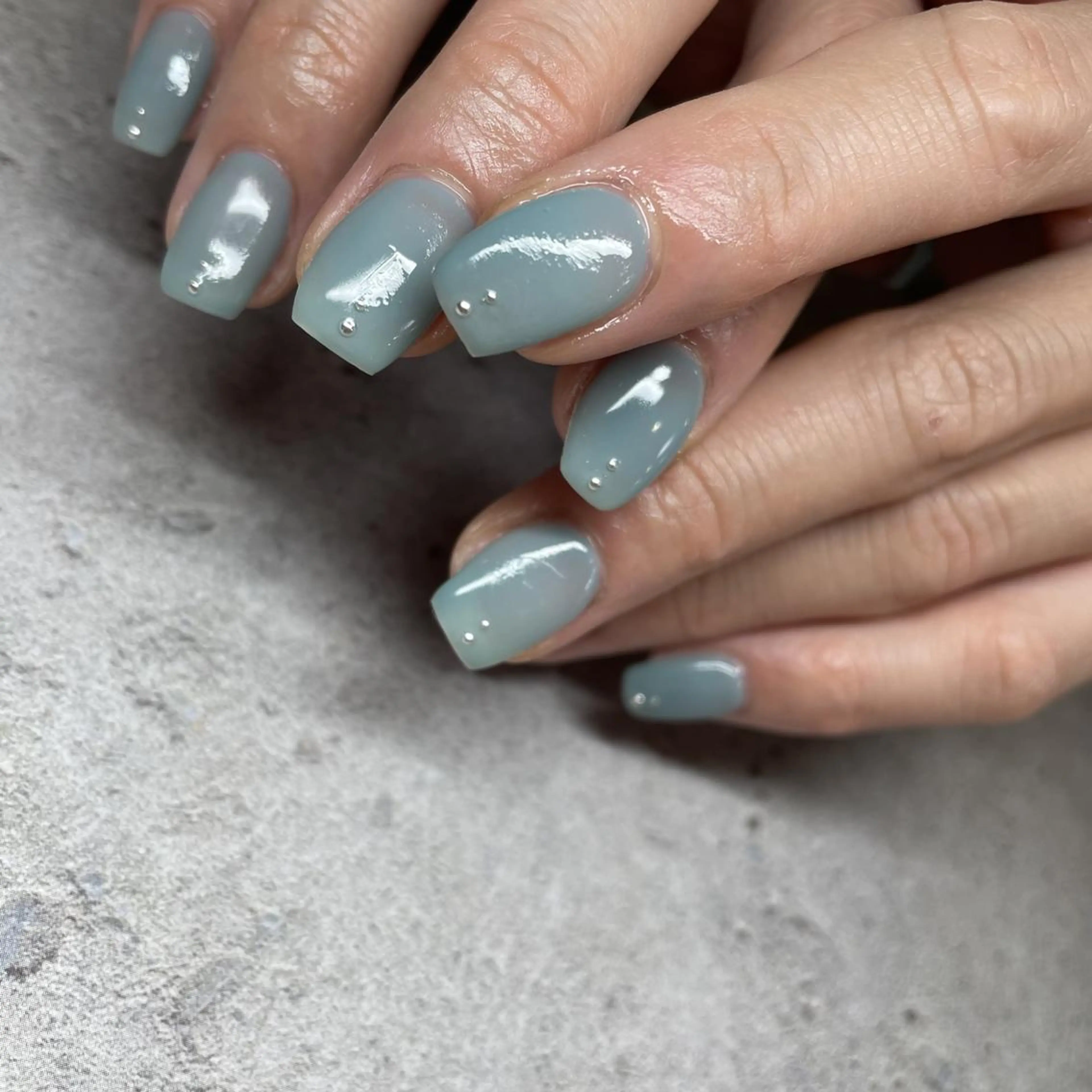 ネイル p.o.n.所属・🫧aku🫧 自由が丘／フィルインのネイルデザイン