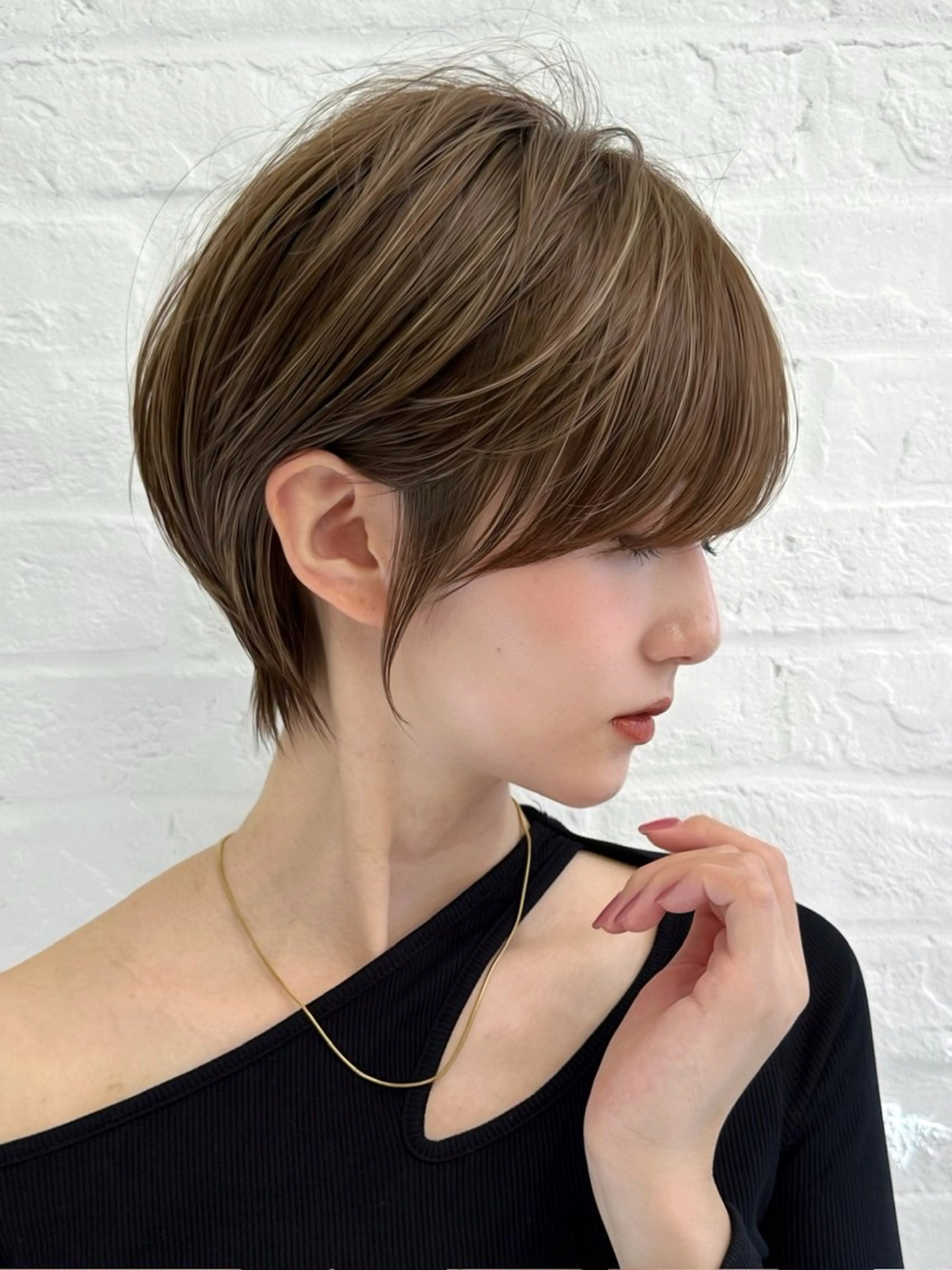 ショート 失敗しない顔まわり× 小顔補正レイヤー難波のヘアスタイル