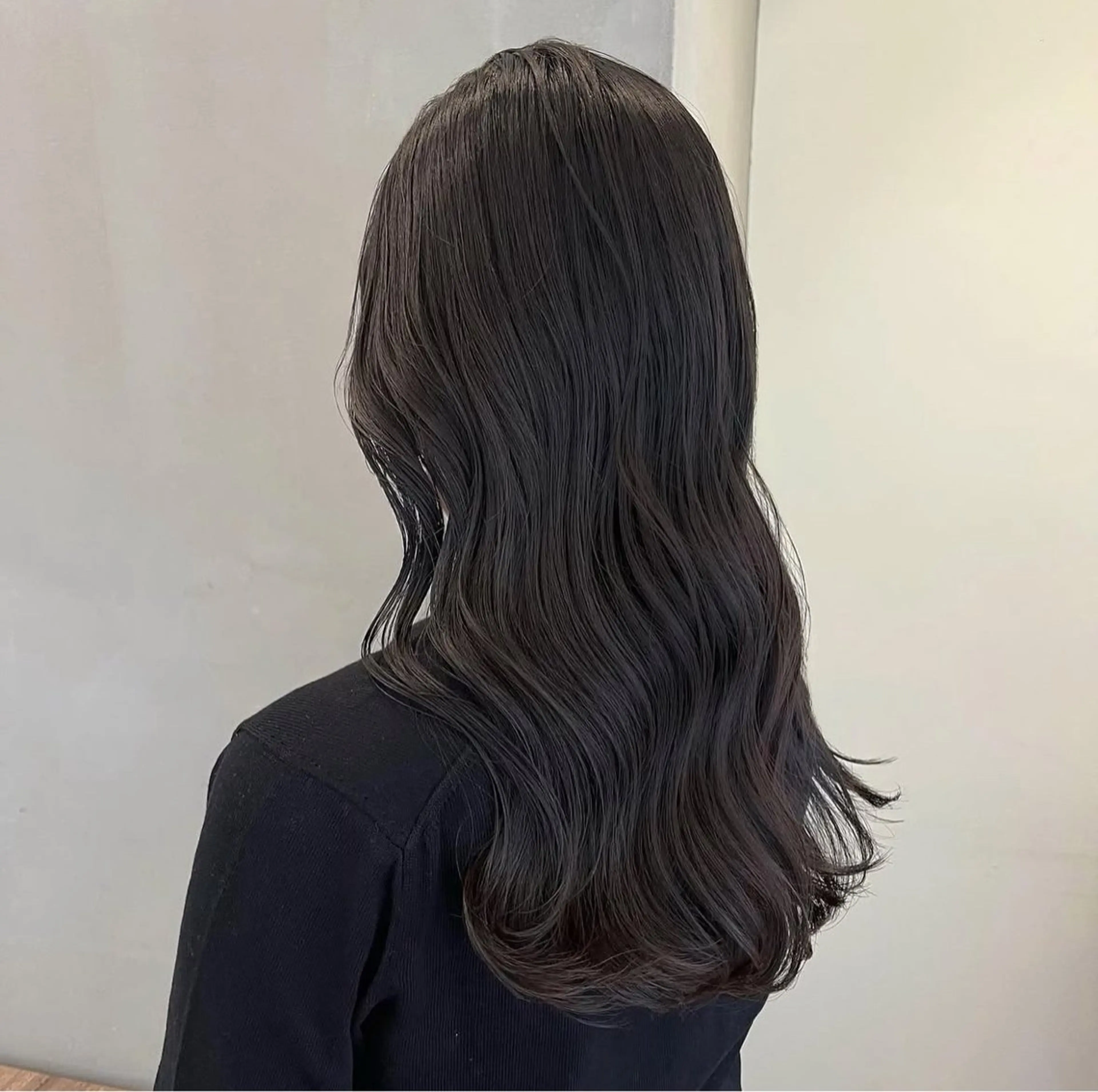 セミロング カラー 透明感カラー グレージュ ヘアカラー トリートメント グレージュ🐰透明感 カラー🫧akihoのヘアスタイル