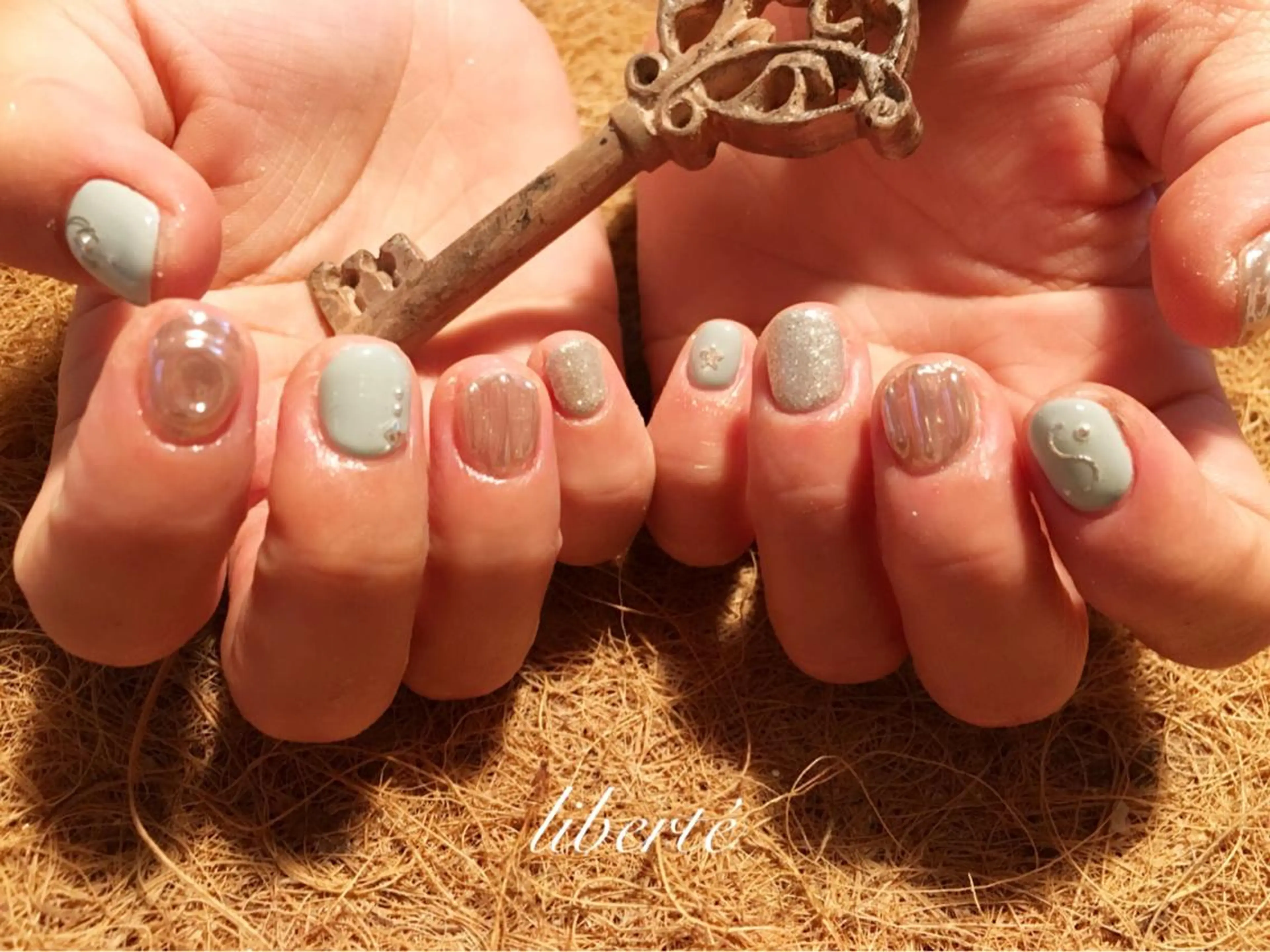ネイル liberté (リベルテ)のネイルデザイン