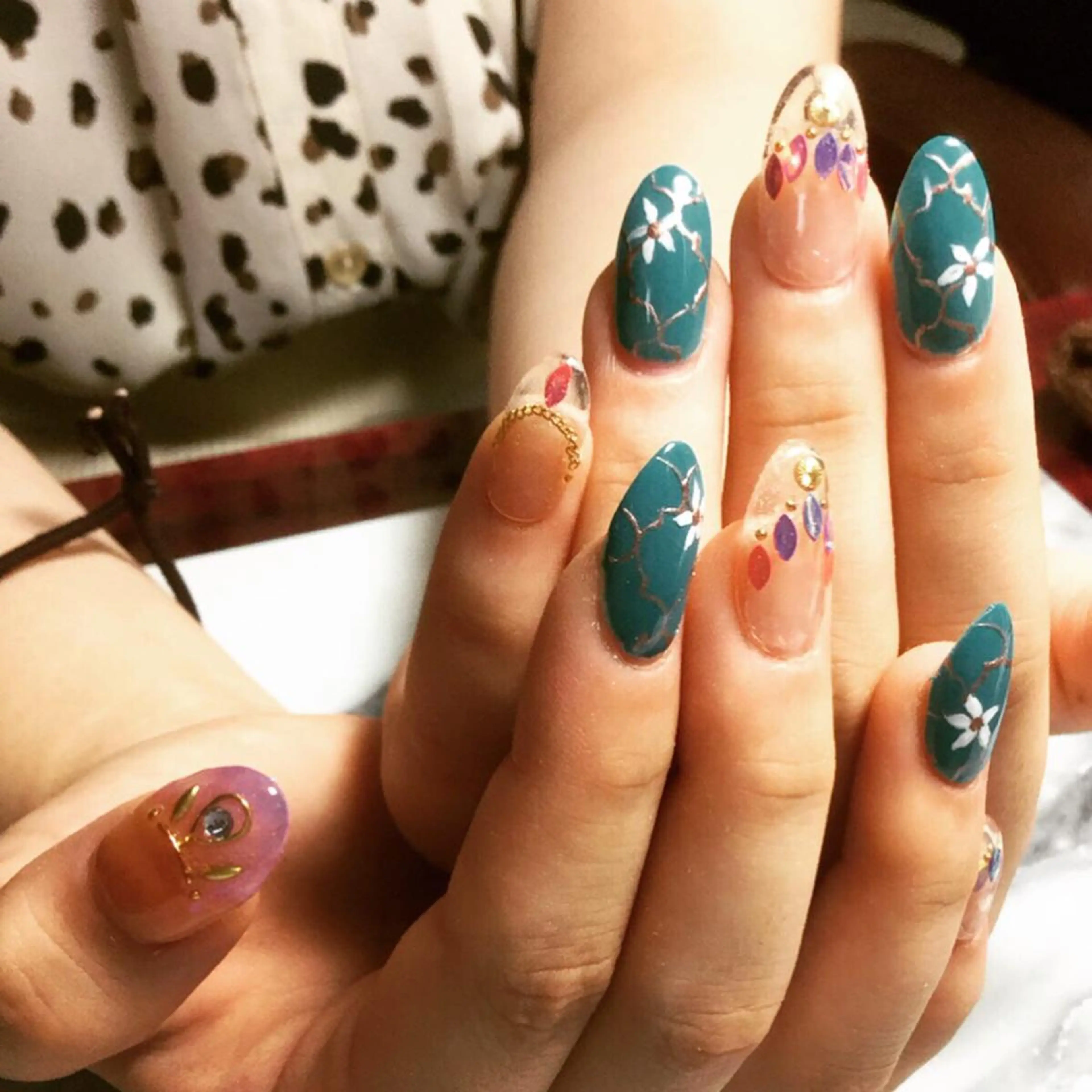 ネイル ハンドネイル & nudge nail所属・&nudgenail 本多のネイルデザイン