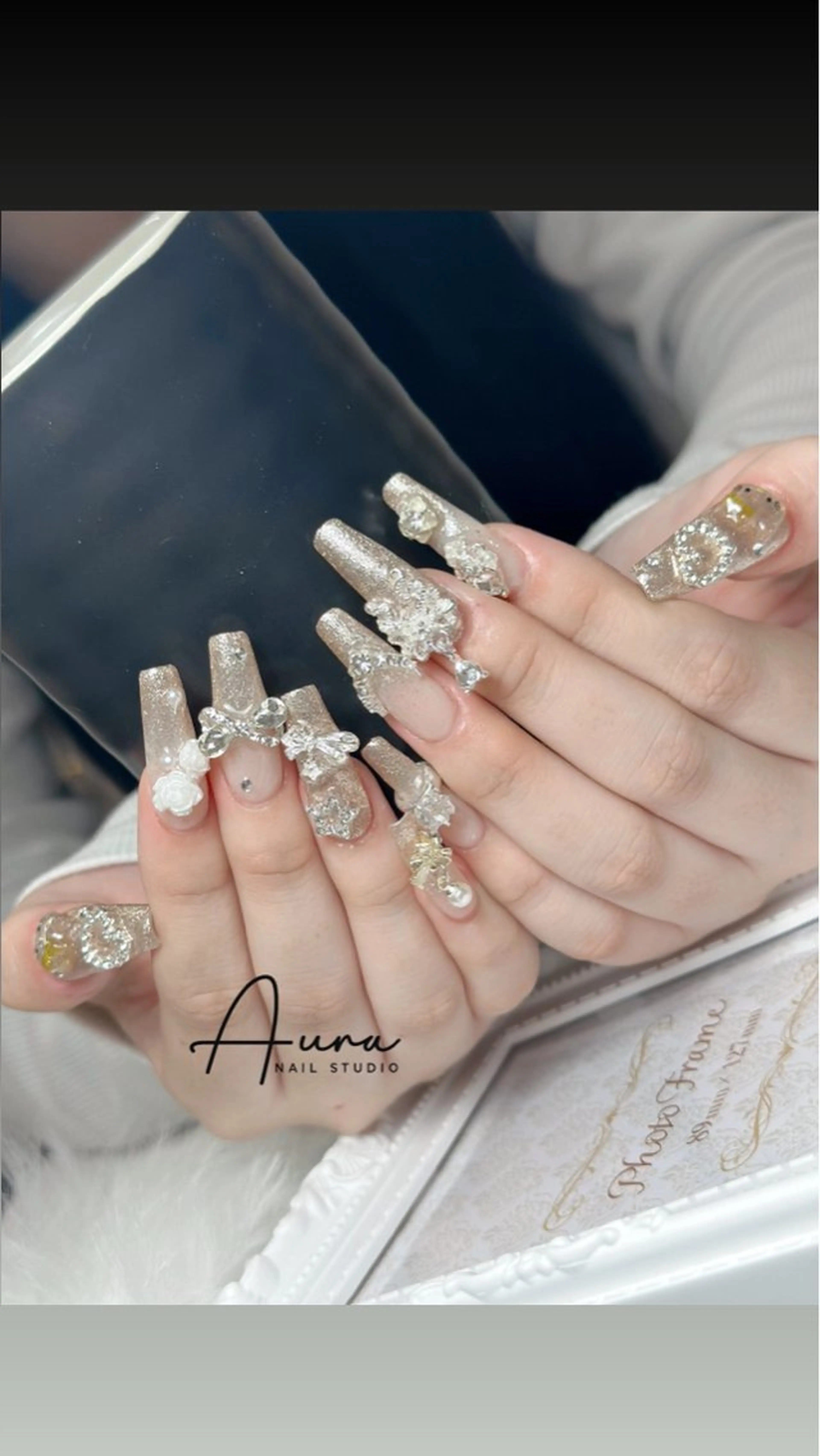ネイル Aura Nail Maiのネイルデザイン