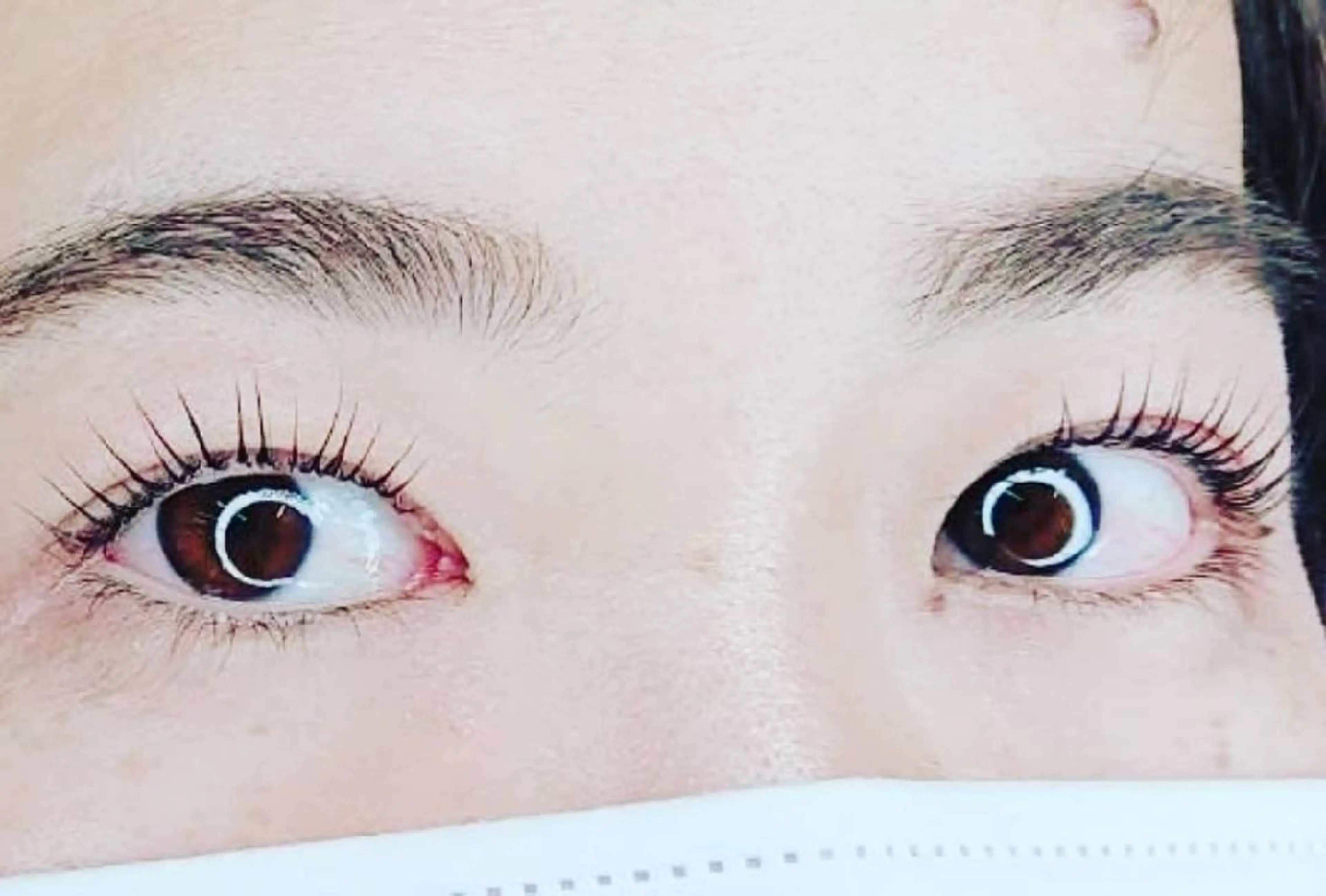 マツエク・マツパ AZURE eyelash＆eyebrow所属・AZURE アジュールのマツエク・マツパデザイン