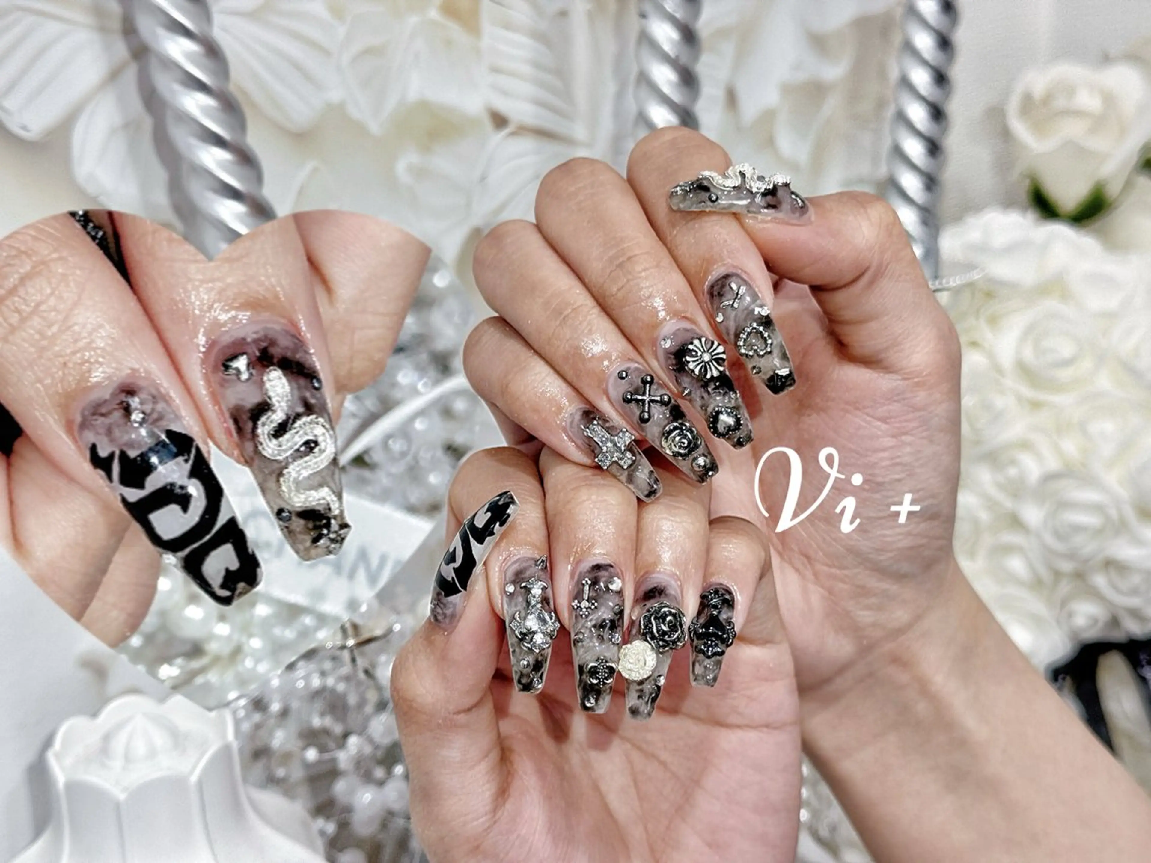 ネイル ハンドネイル ✨Nailsalon Vi+✨のネイルデザイン