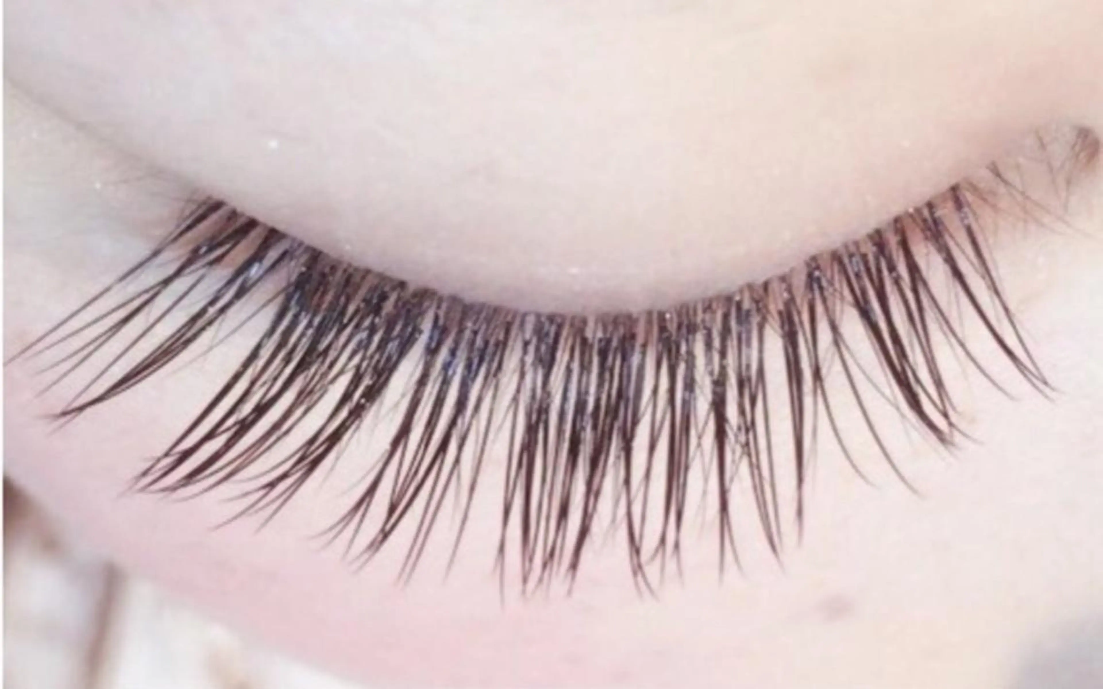 マツエク・マツパ 中谷 明日香のヘアスタイル