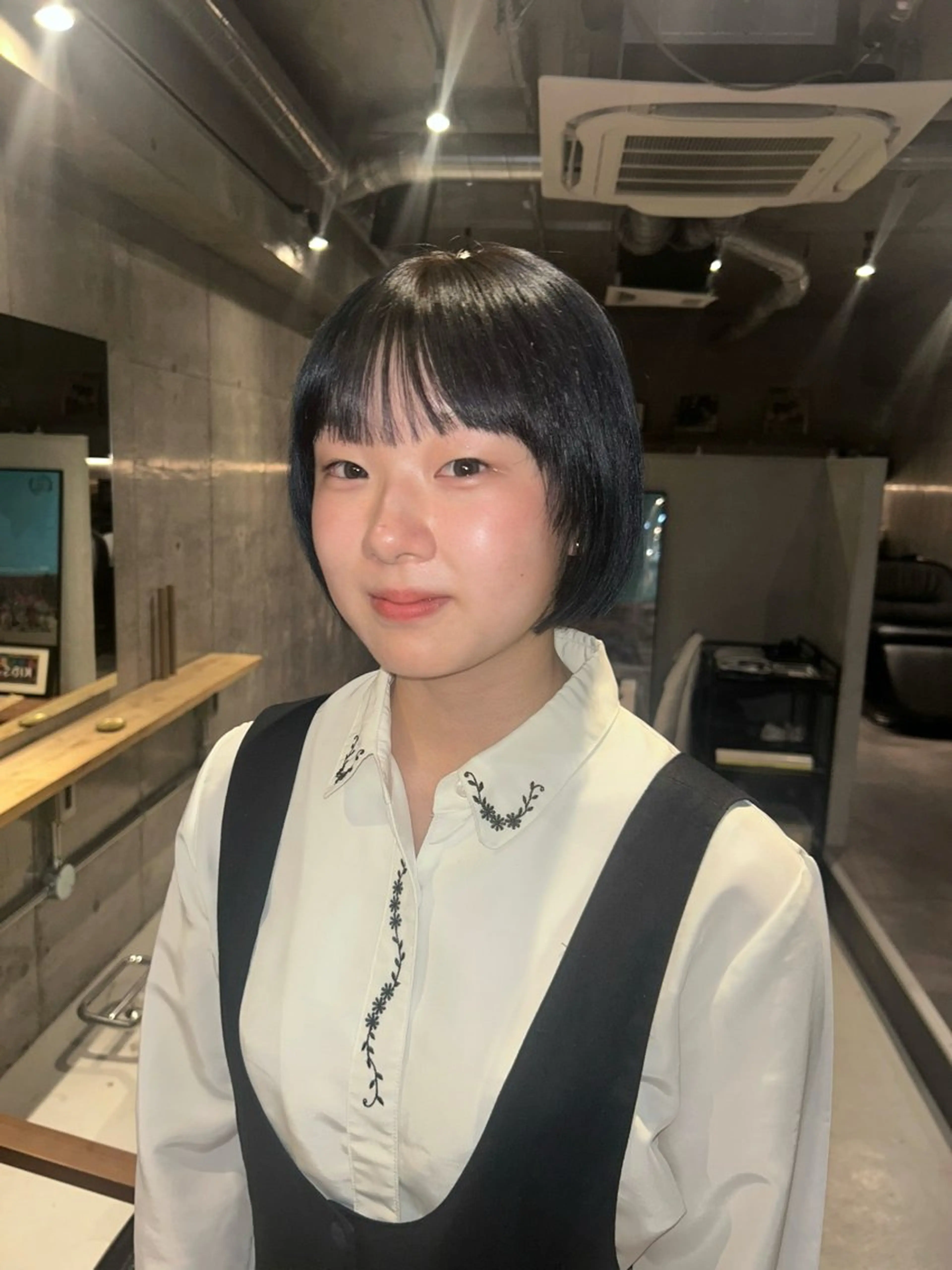 ショート ヘアカラー 田中 沙和のヘアスタイル