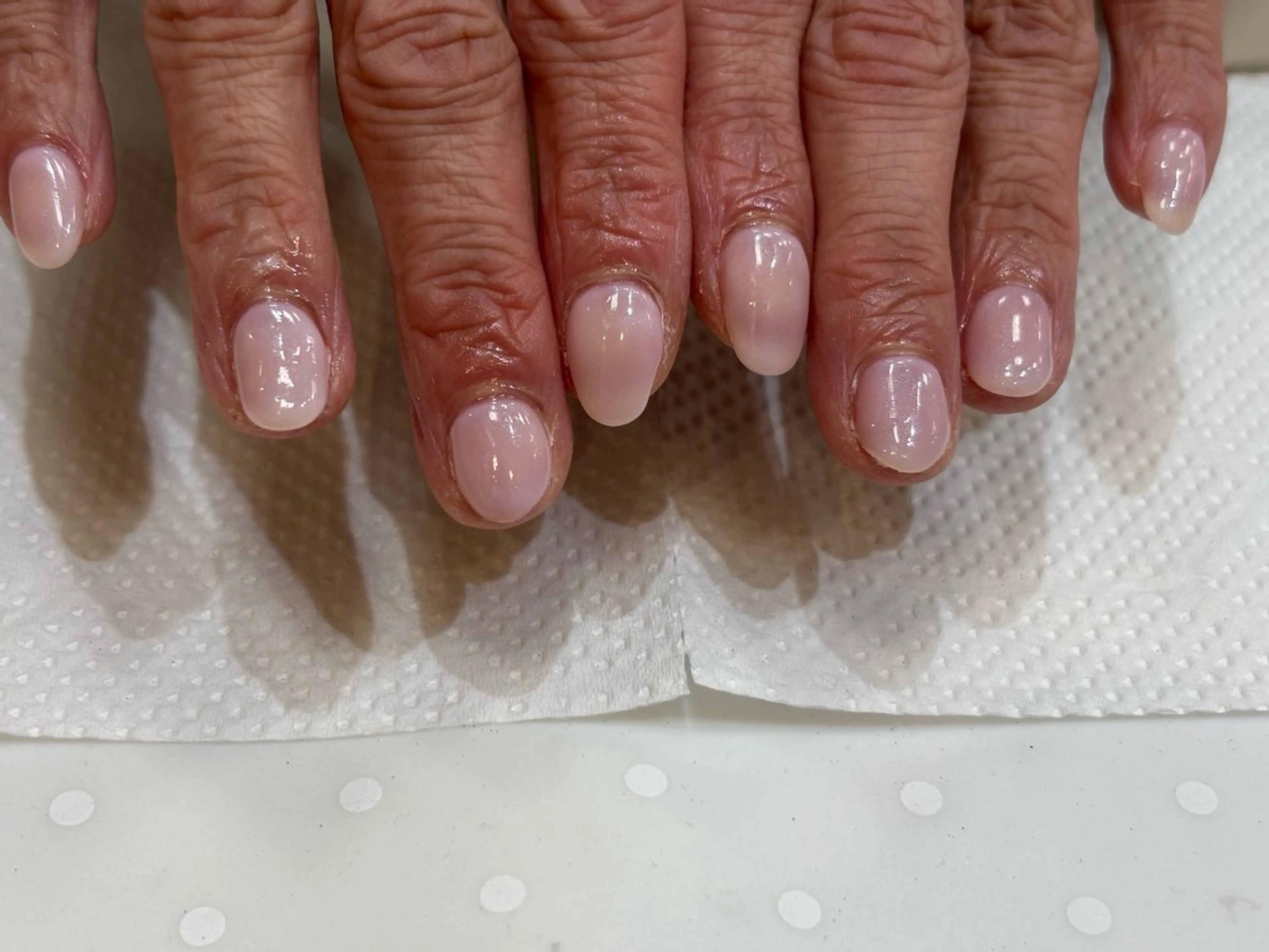 ネイル ホワイト B's Nail [ビーズネイル]所属・リオ nailのネイルデザイン